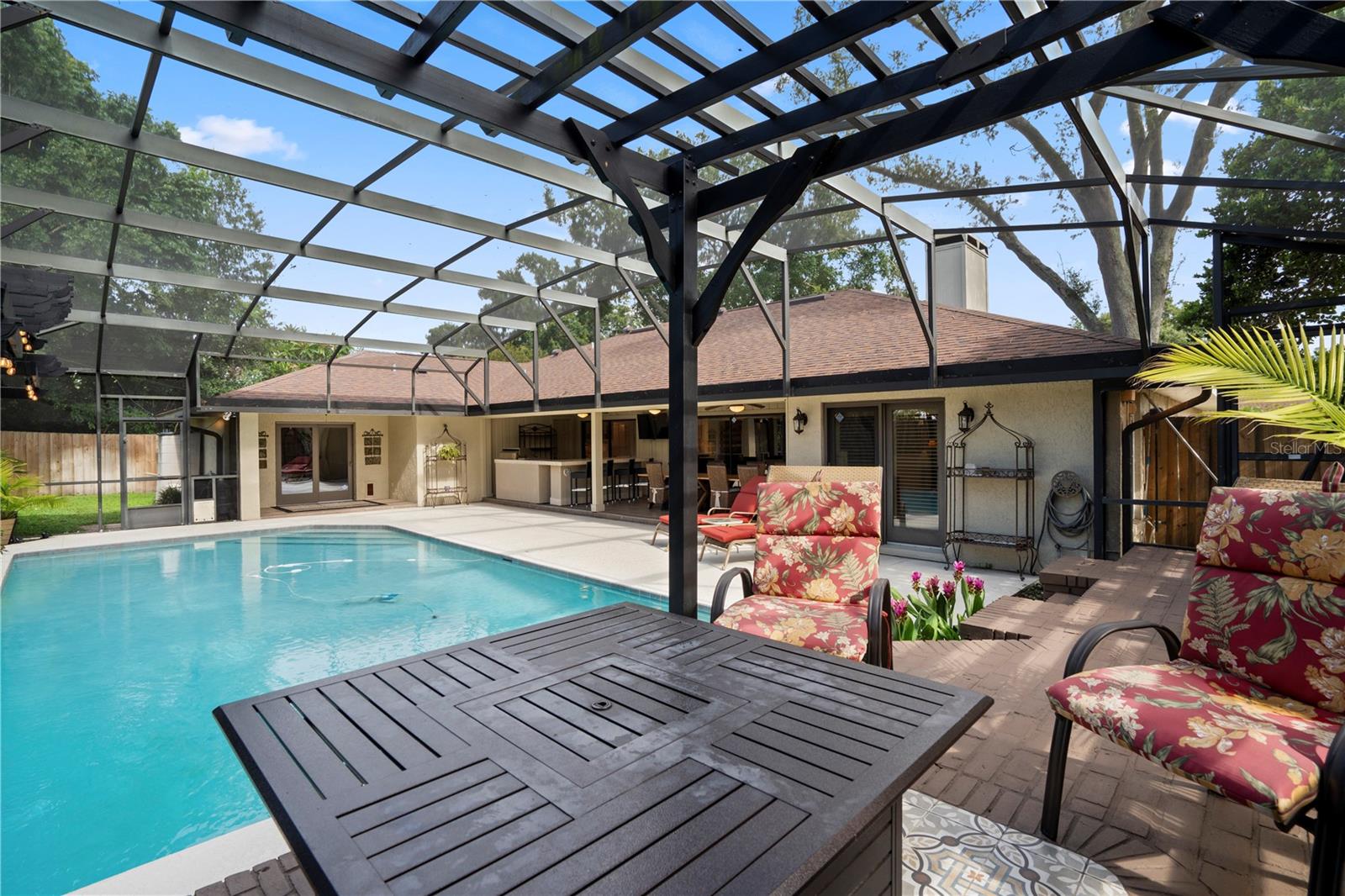 Image 60 of 81 For 2417 Pershing Oaks Place