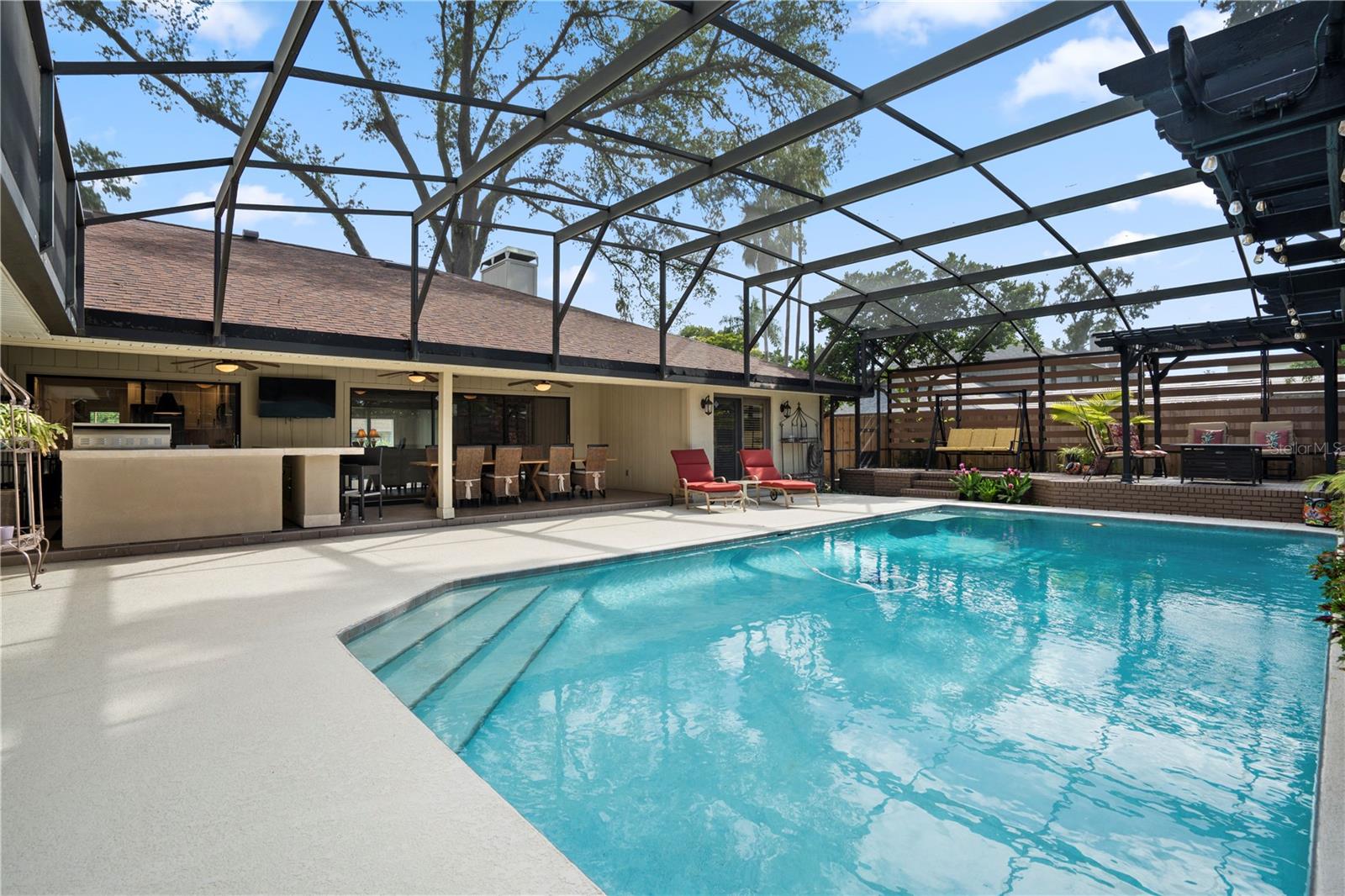 Image 65 of 81 For 2417 Pershing Oaks Place