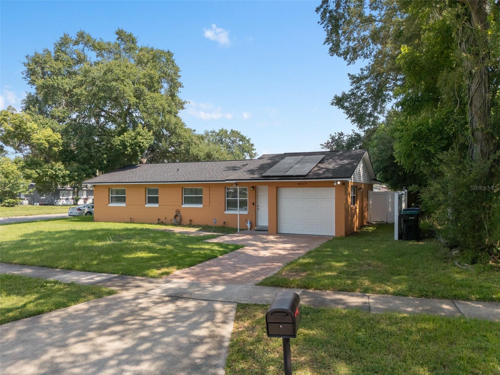 Image 4 of 31 For 4807 Turnbull Drive