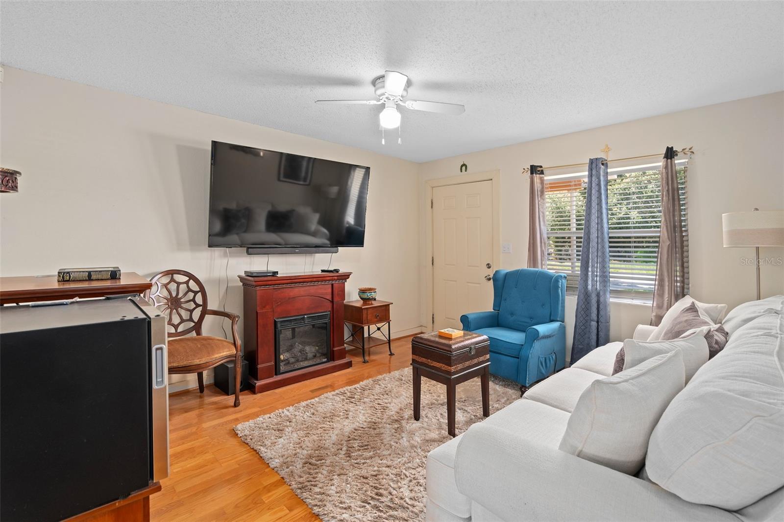 Image 6 of 31 For 4807 Turnbull Drive