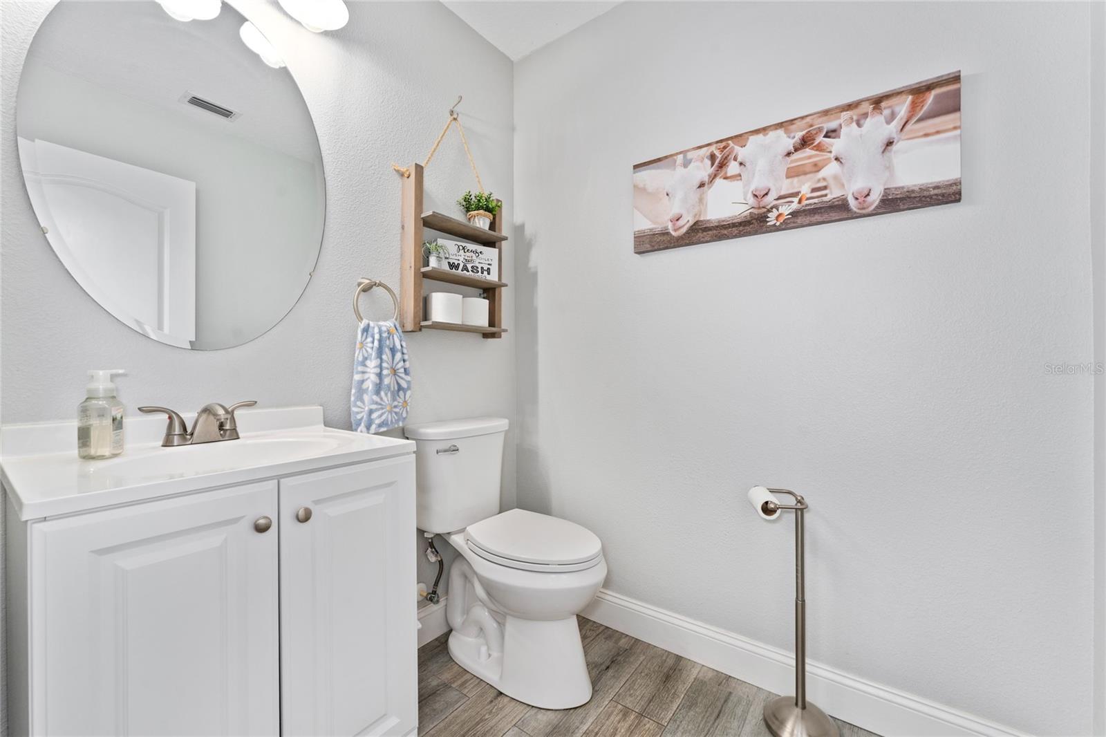 Image 22 of 49 For 13204 Hatherton Circle