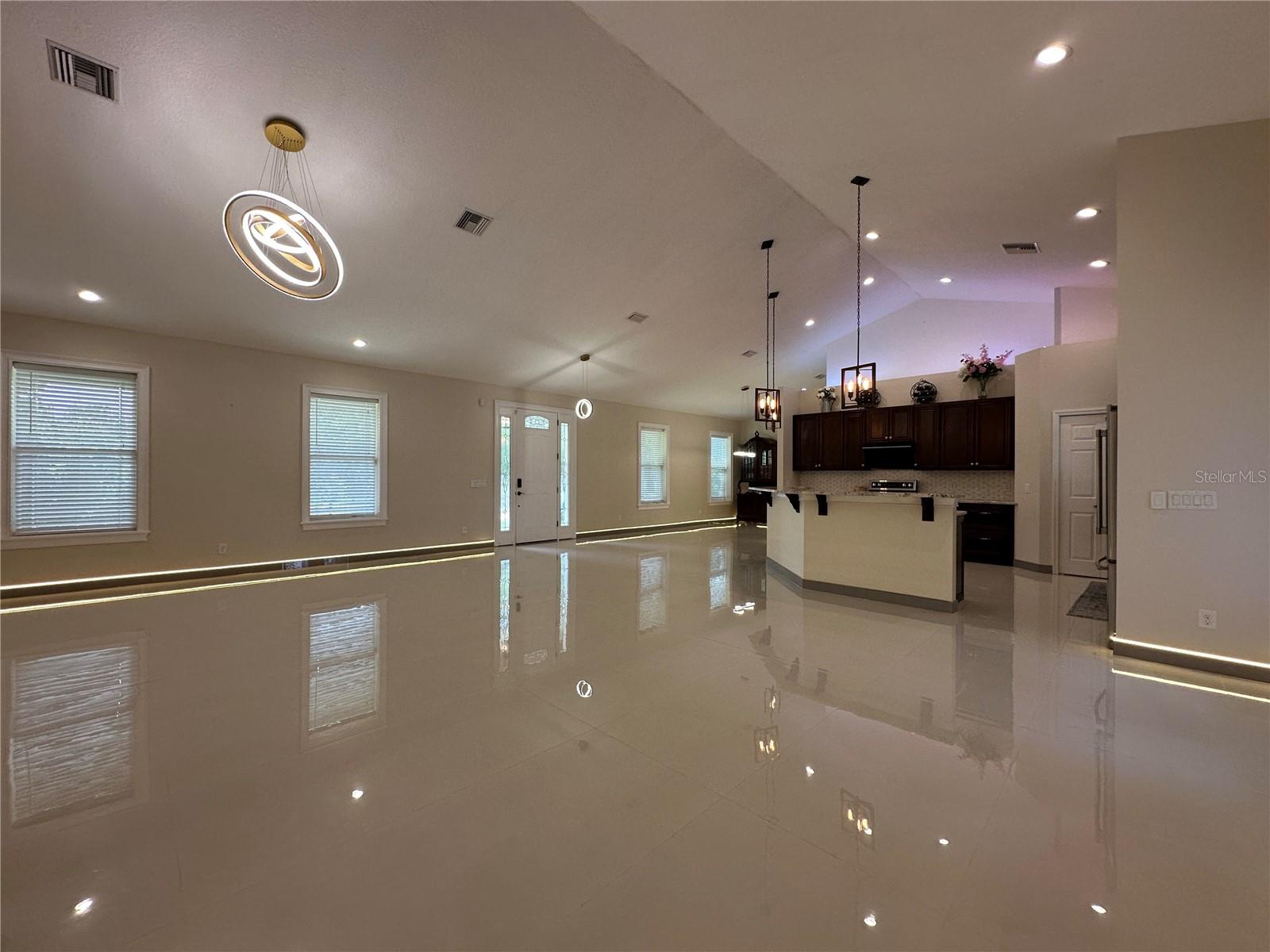 Image 17 of 89 For 3111 Rambler Avenue