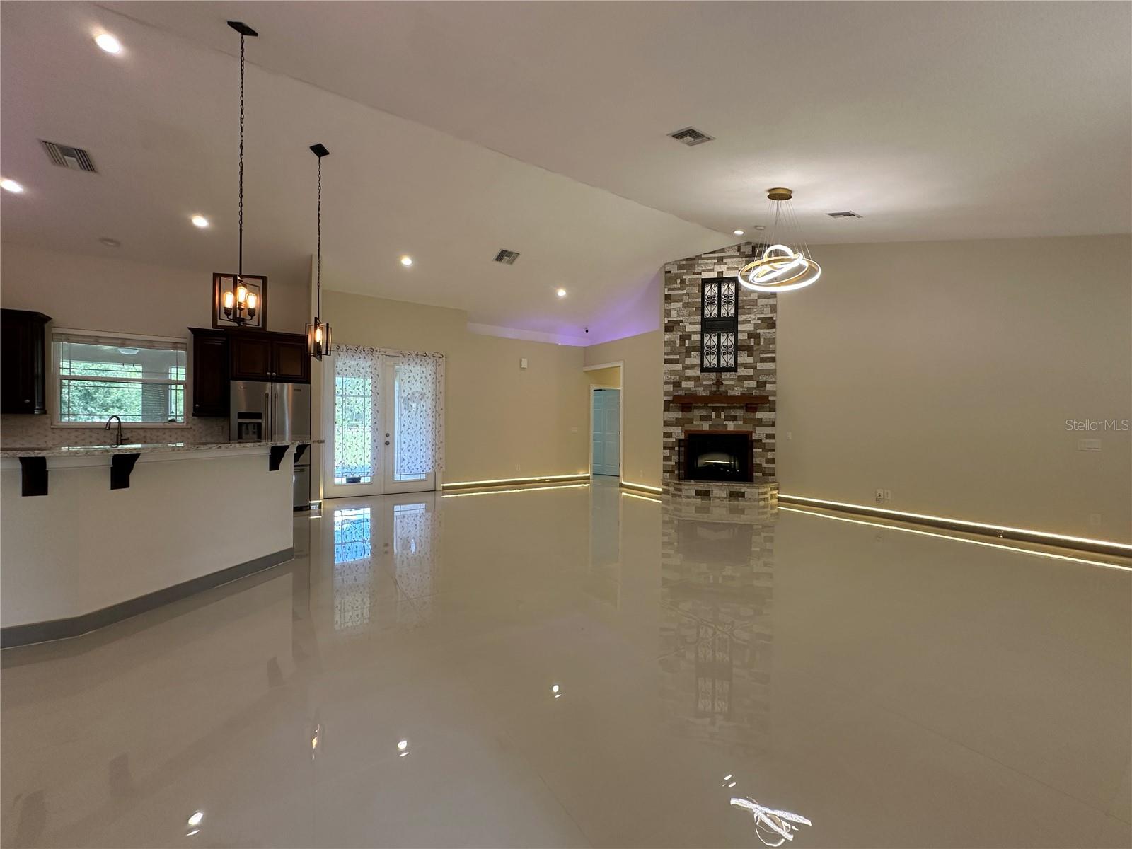 Image 36 of 89 For 3111 Rambler Avenue