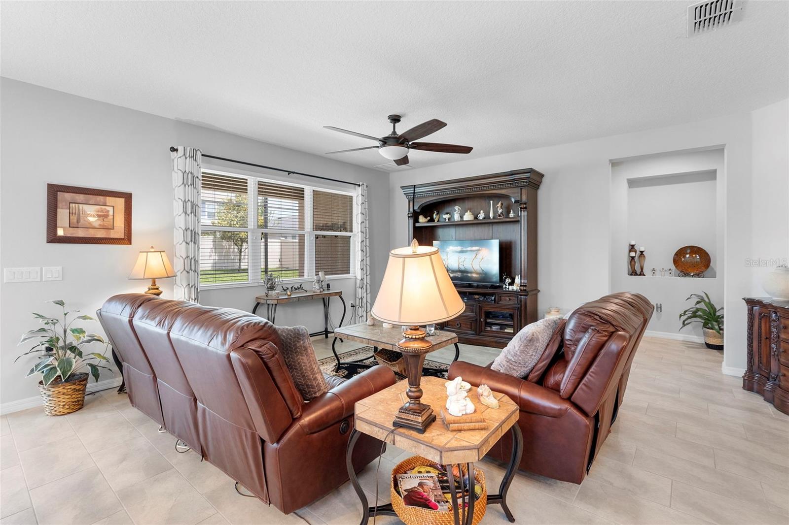 Image 19 of 55 For 3225 Irish Peach Drive