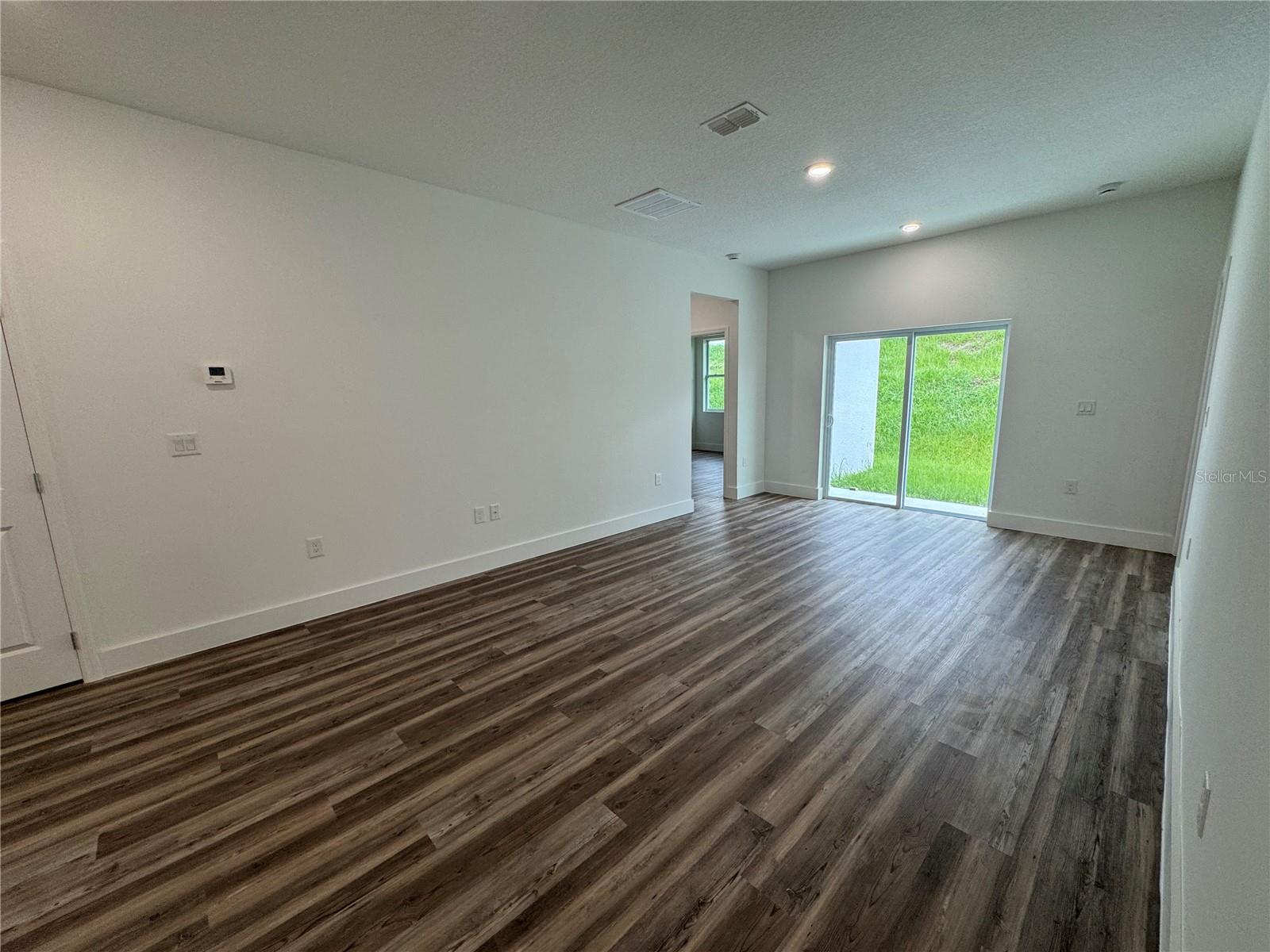 Image 7 of 22 For 4497 1st Terrace