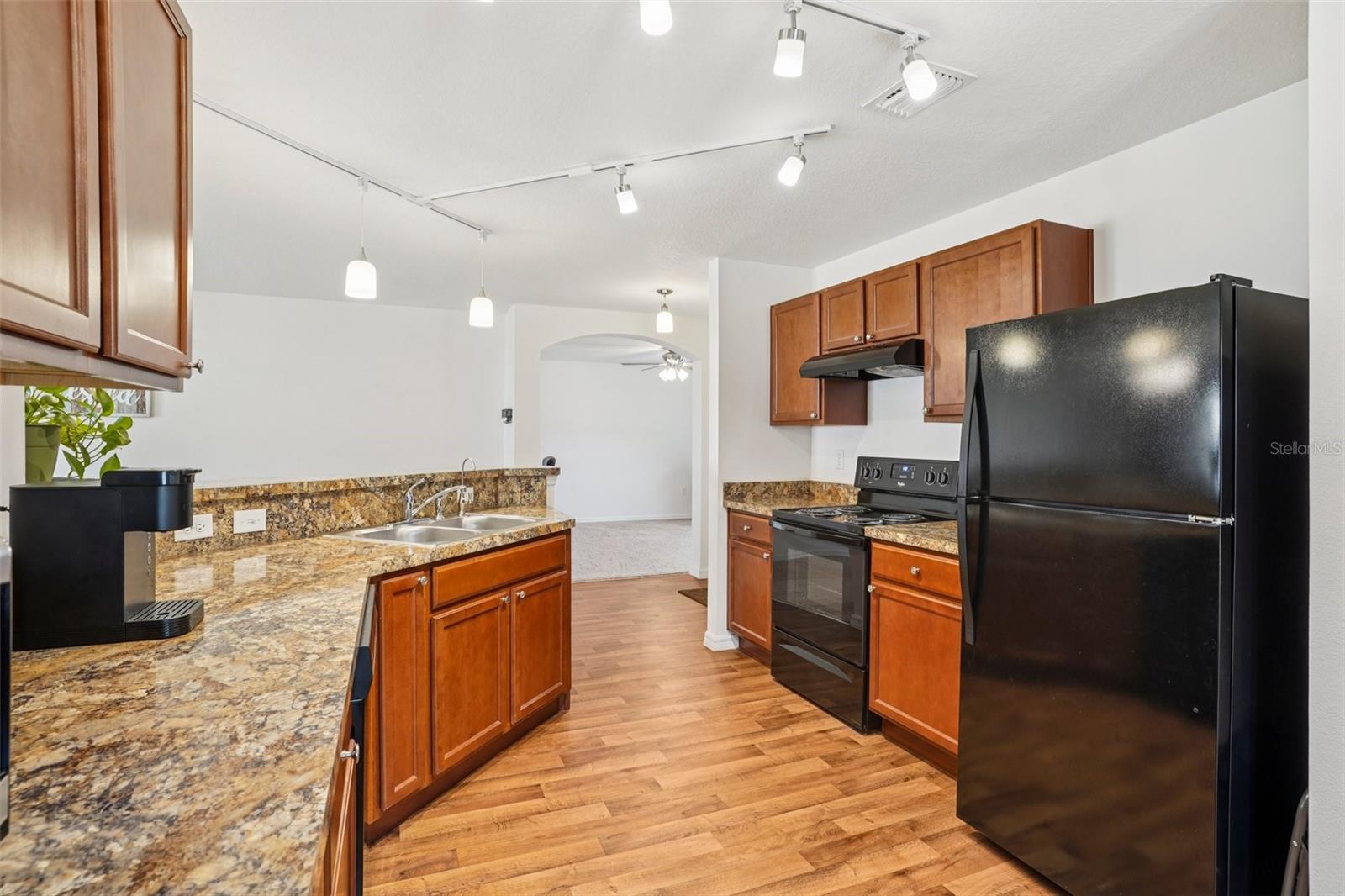 Image 10 of 35 For 3412 Kashmira Court