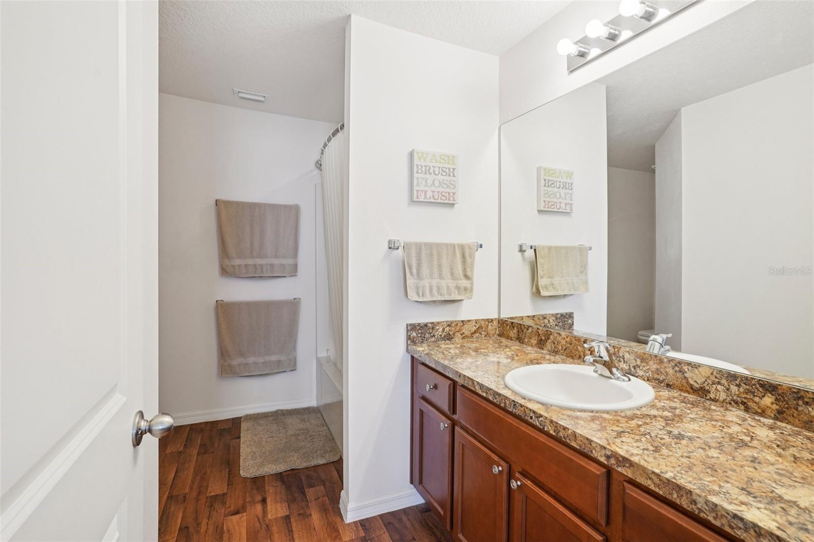 Image 19 of 35 For 3412 Kashmira Court