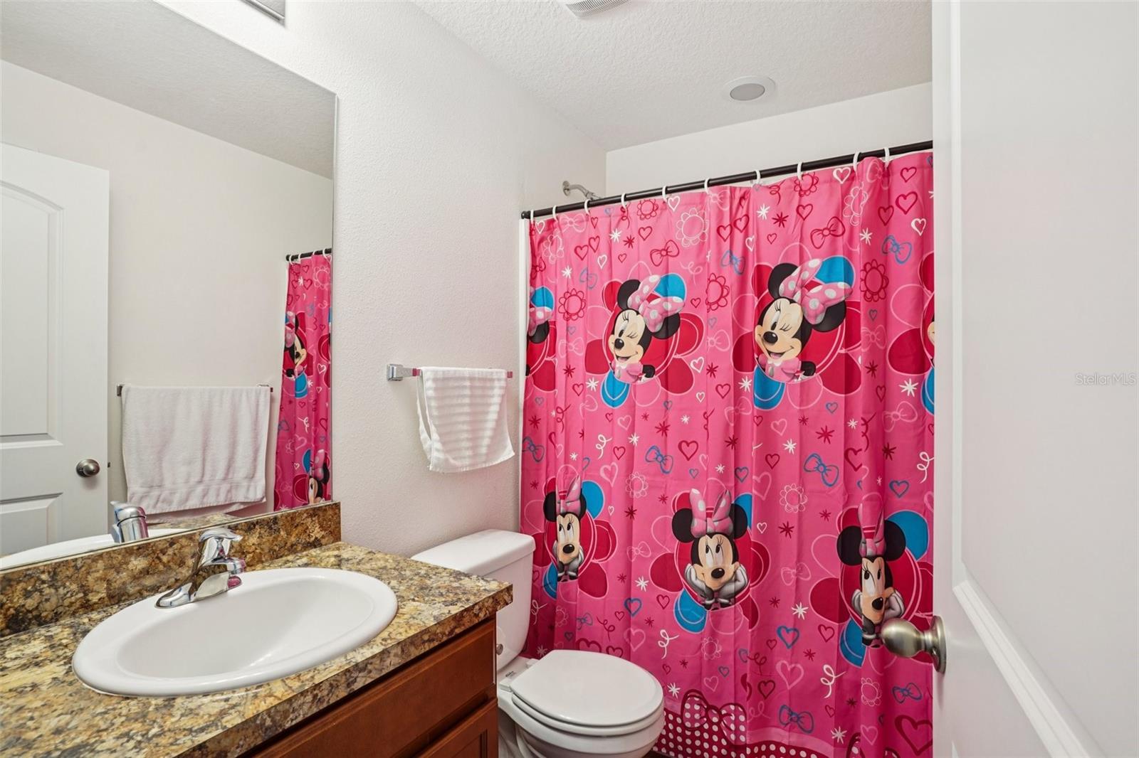 Image 24 of 35 For 3412 Kashmira Court