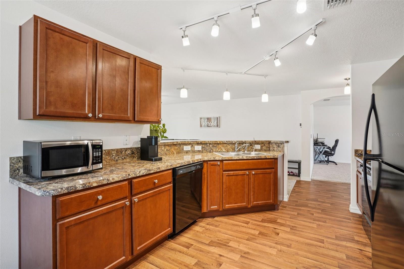 Image 9 of 35 For 3412 Kashmira Court