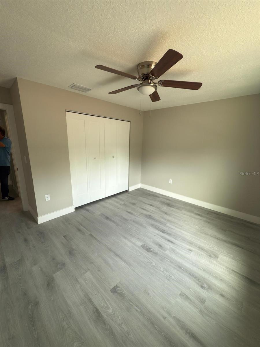 Image 6 of 17 For 14706 112th Place