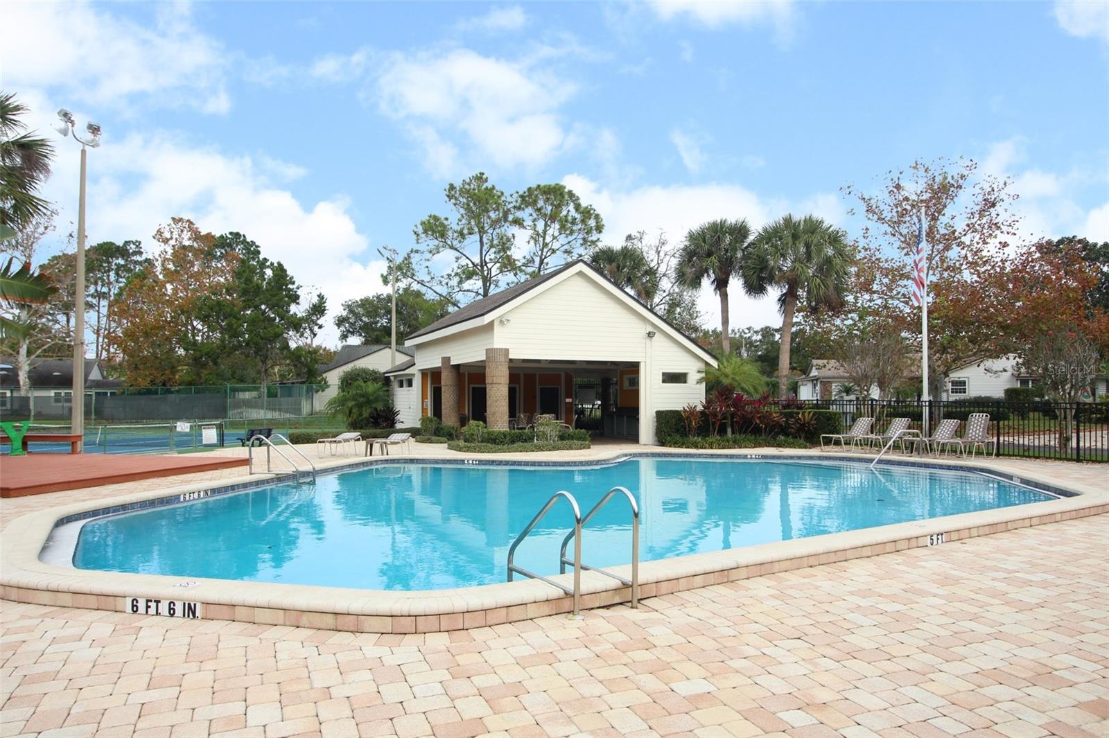 Image 41 of 43 For 945 Norfolk Court