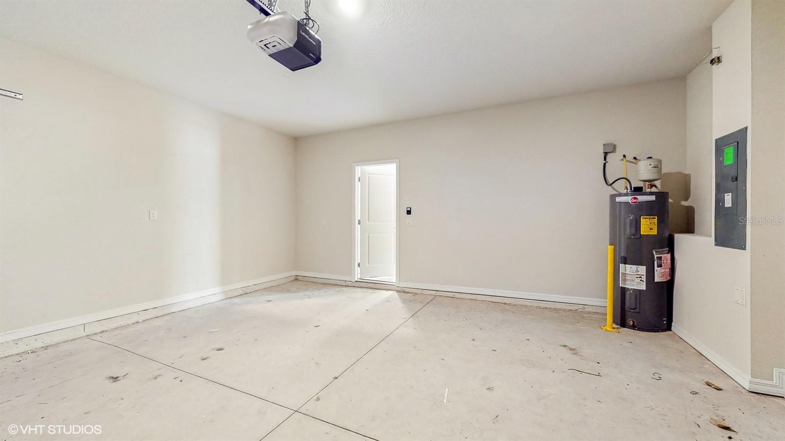 Image 11 of 28 For 4501 Sparkling Shell Avenue