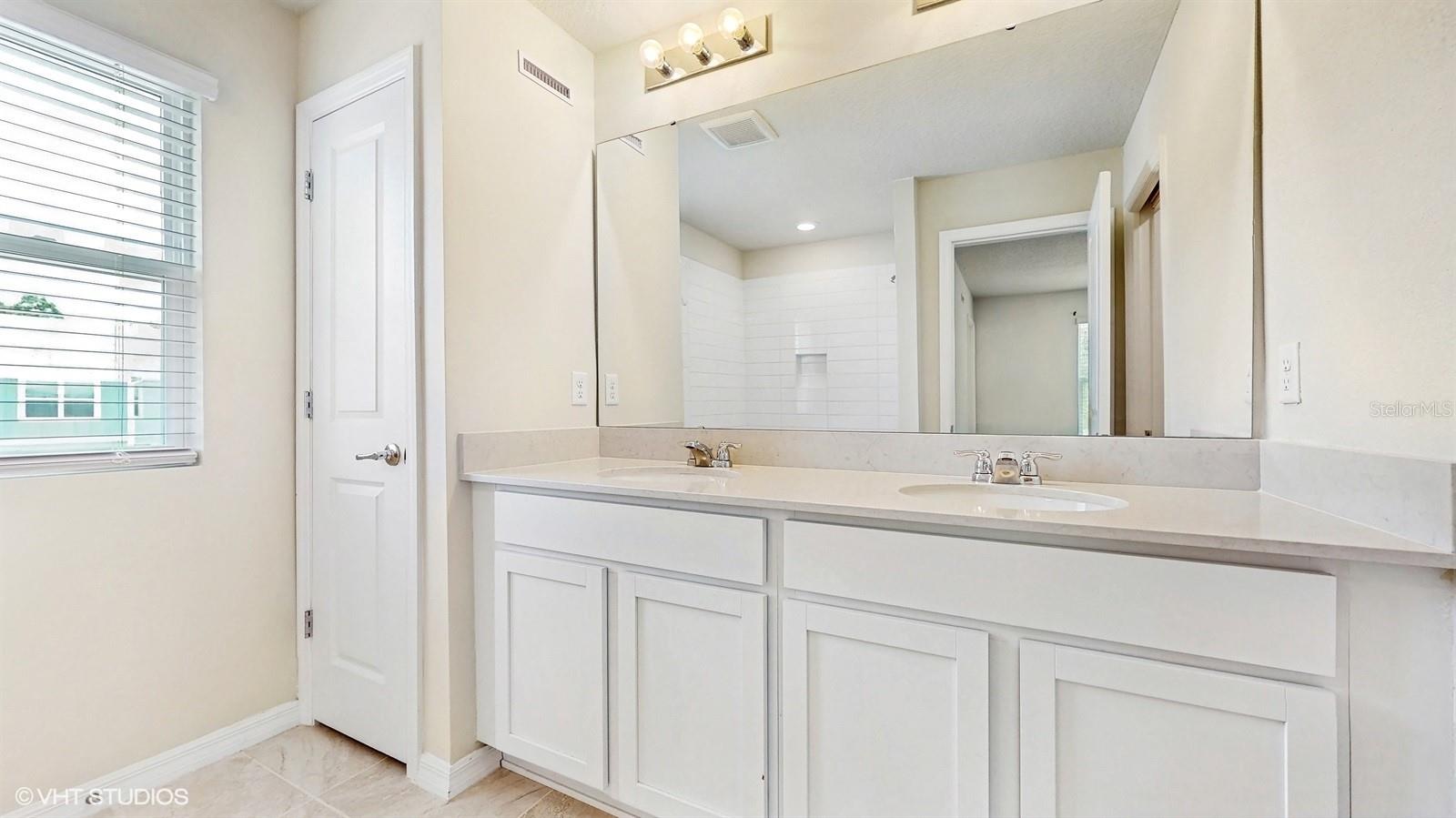 Image 16 of 28 For 4501 Sparkling Shell Avenue