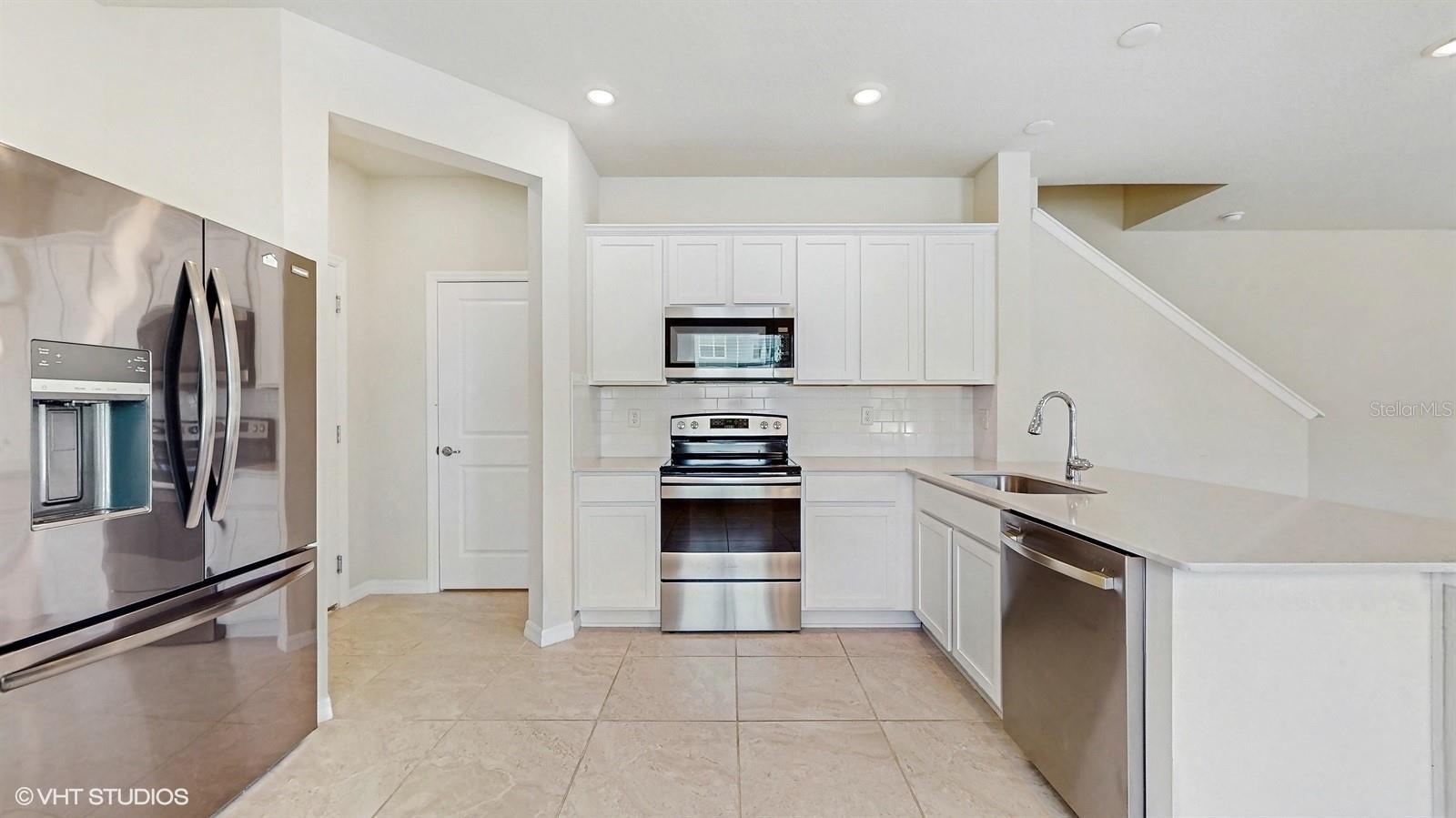 Image 7 of 28 For 4501 Sparkling Shell Avenue