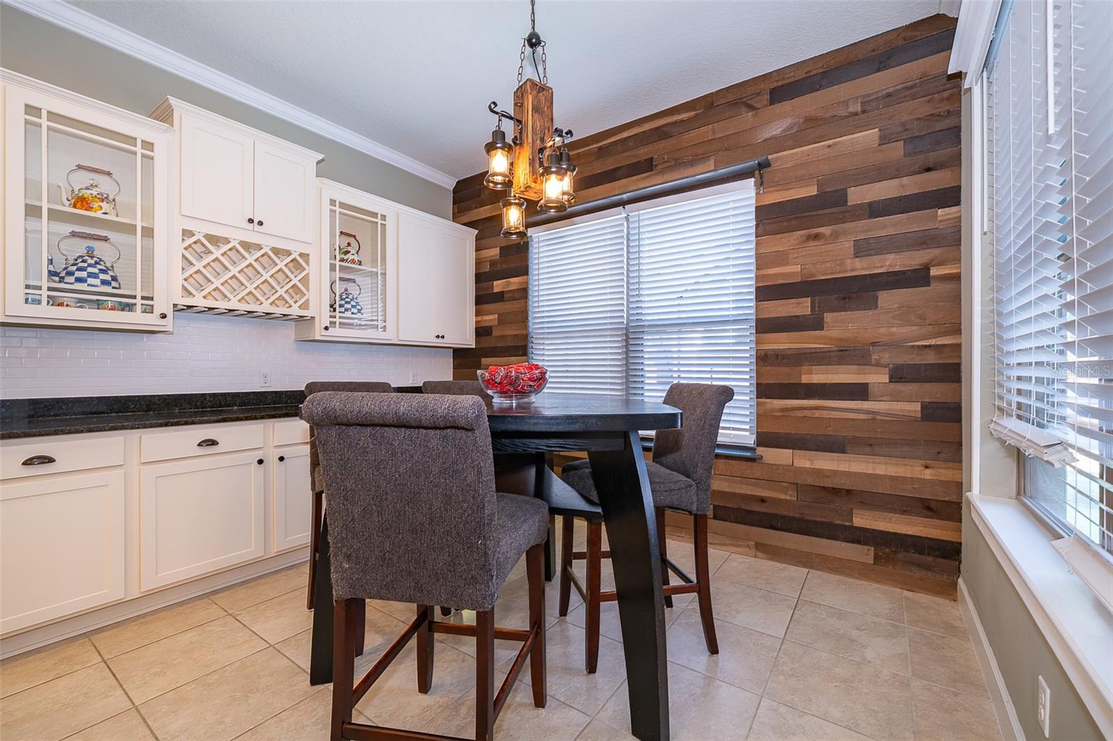 Image 13 of 40 For 9379 Royal Estates Boulevard