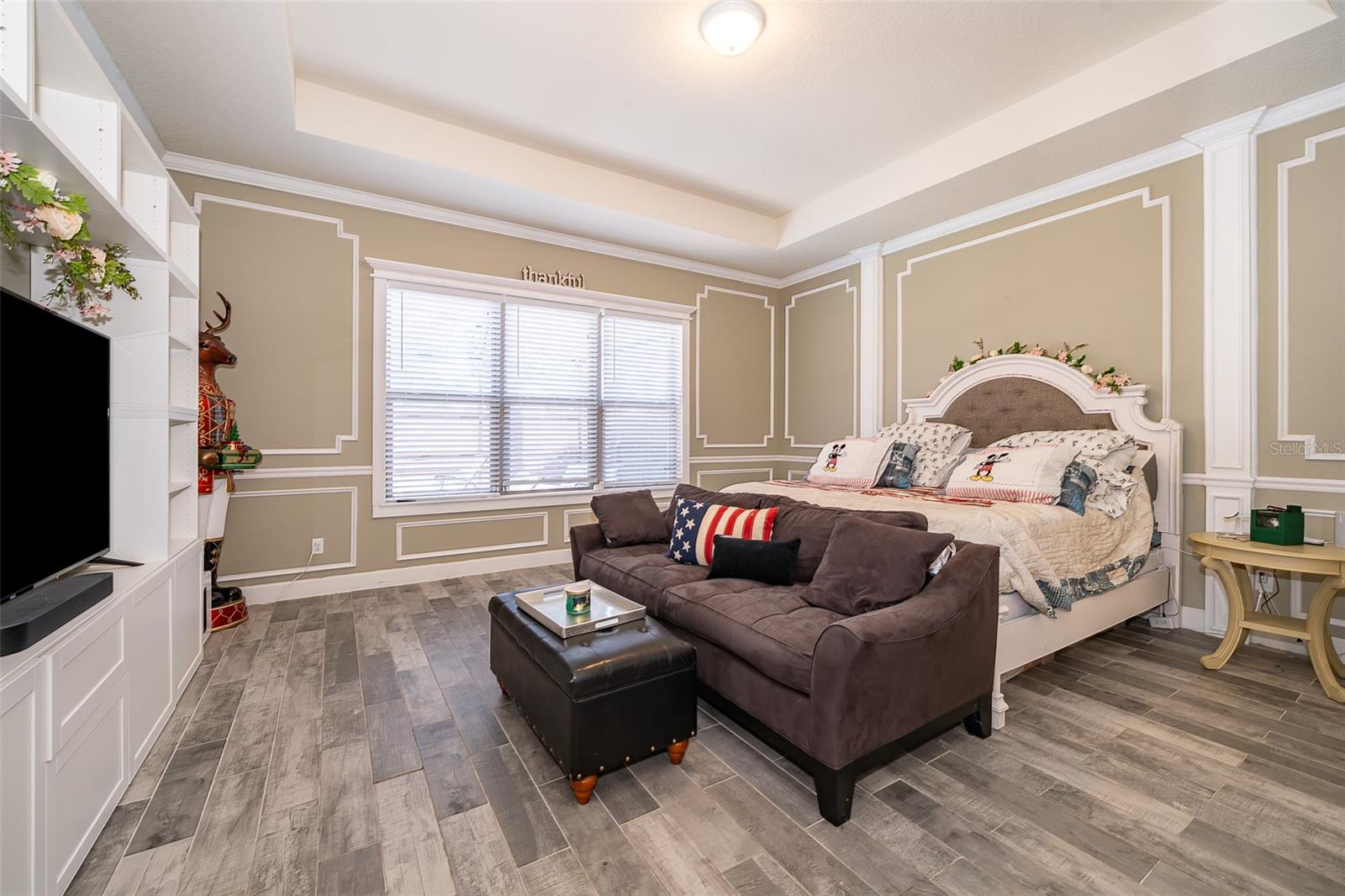Image 19 of 40 For 9379 Royal Estates Boulevard