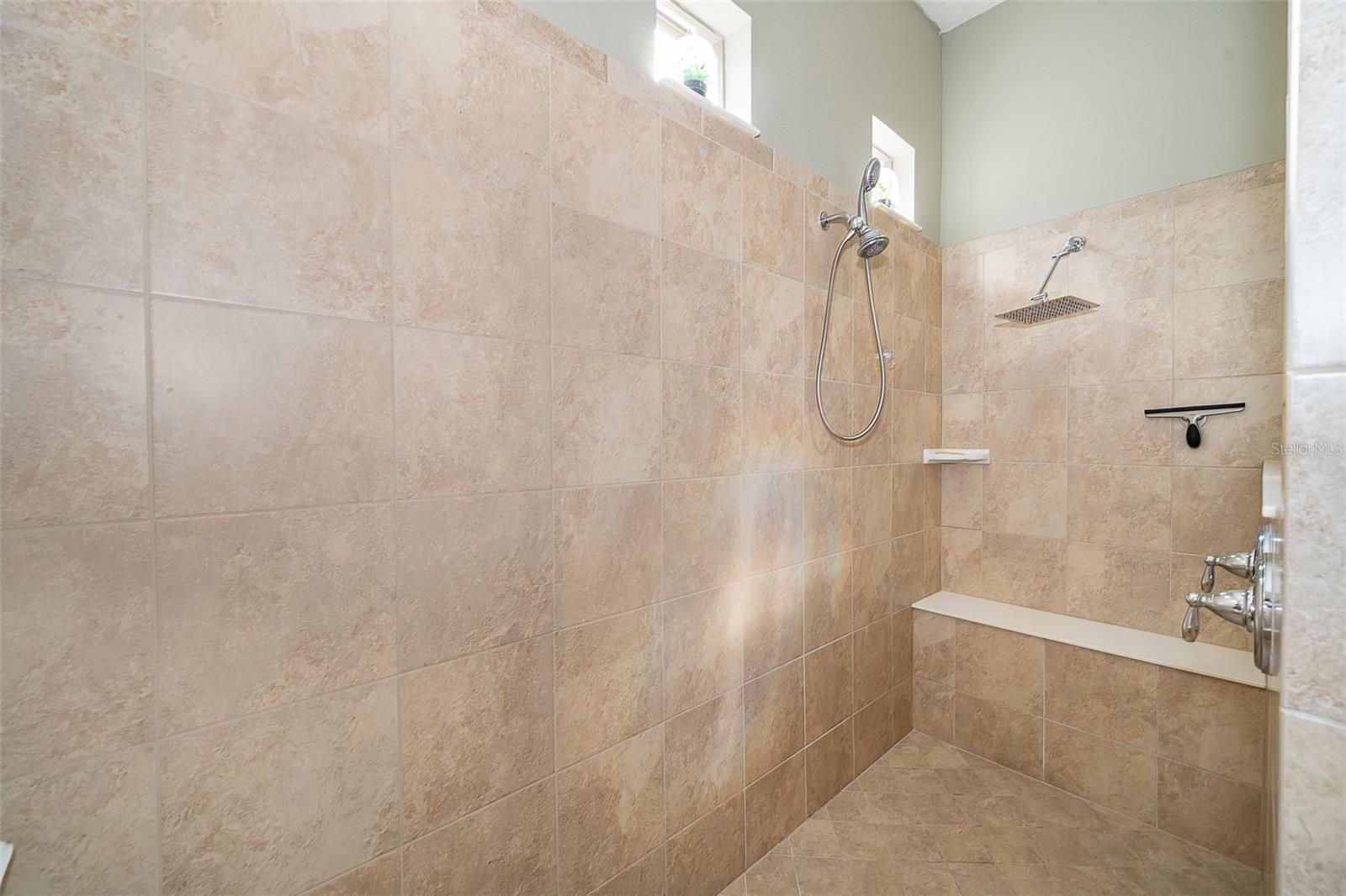 Image 21 of 40 For 9379 Royal Estates Boulevard