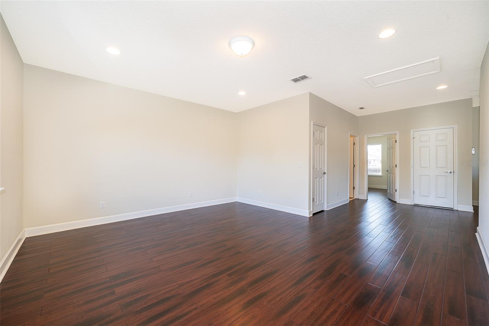 Image 24 of 40 For 9379 Royal Estates Boulevard