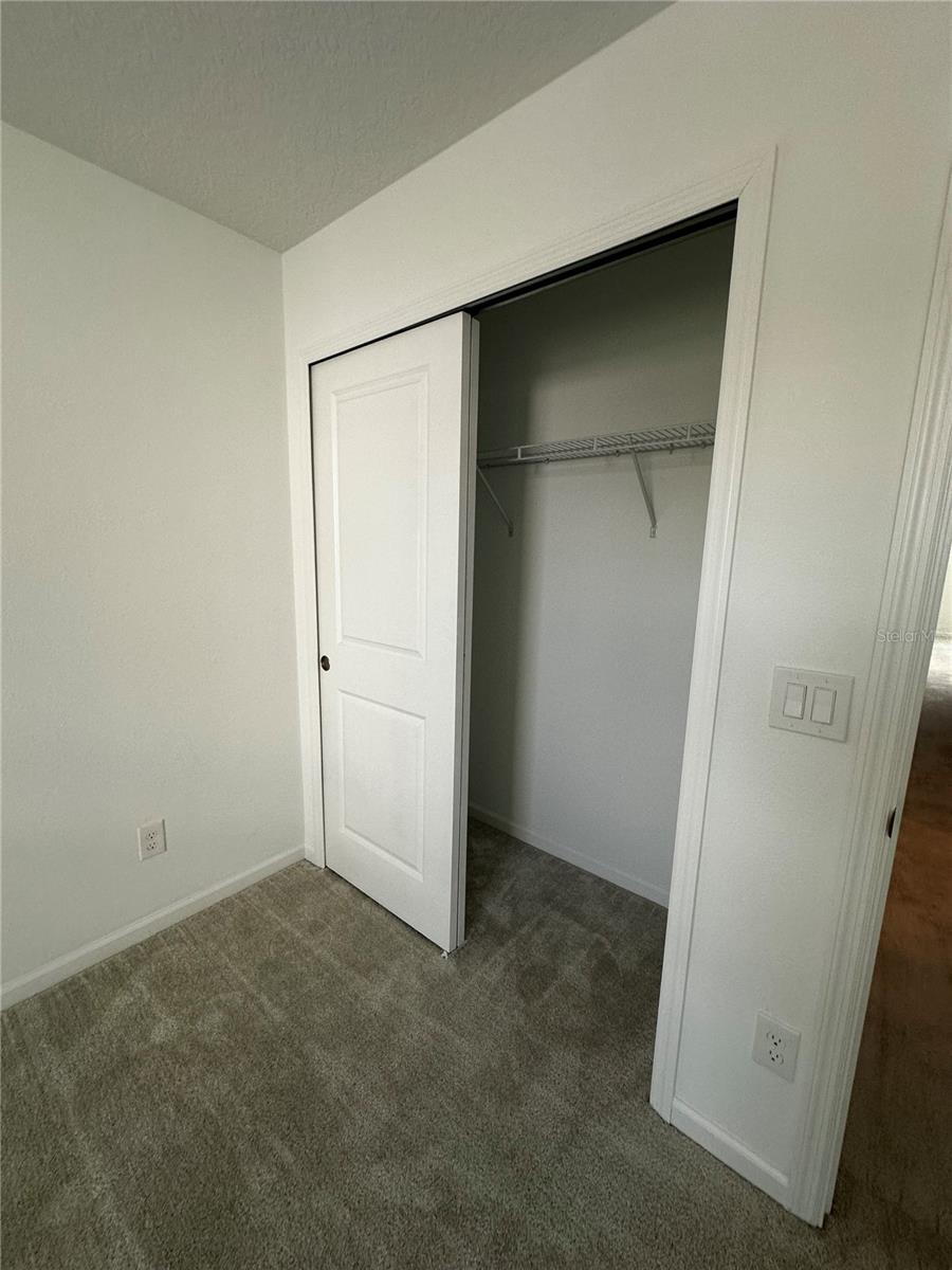 Image 18 of 24 For 14099 Lochend Way