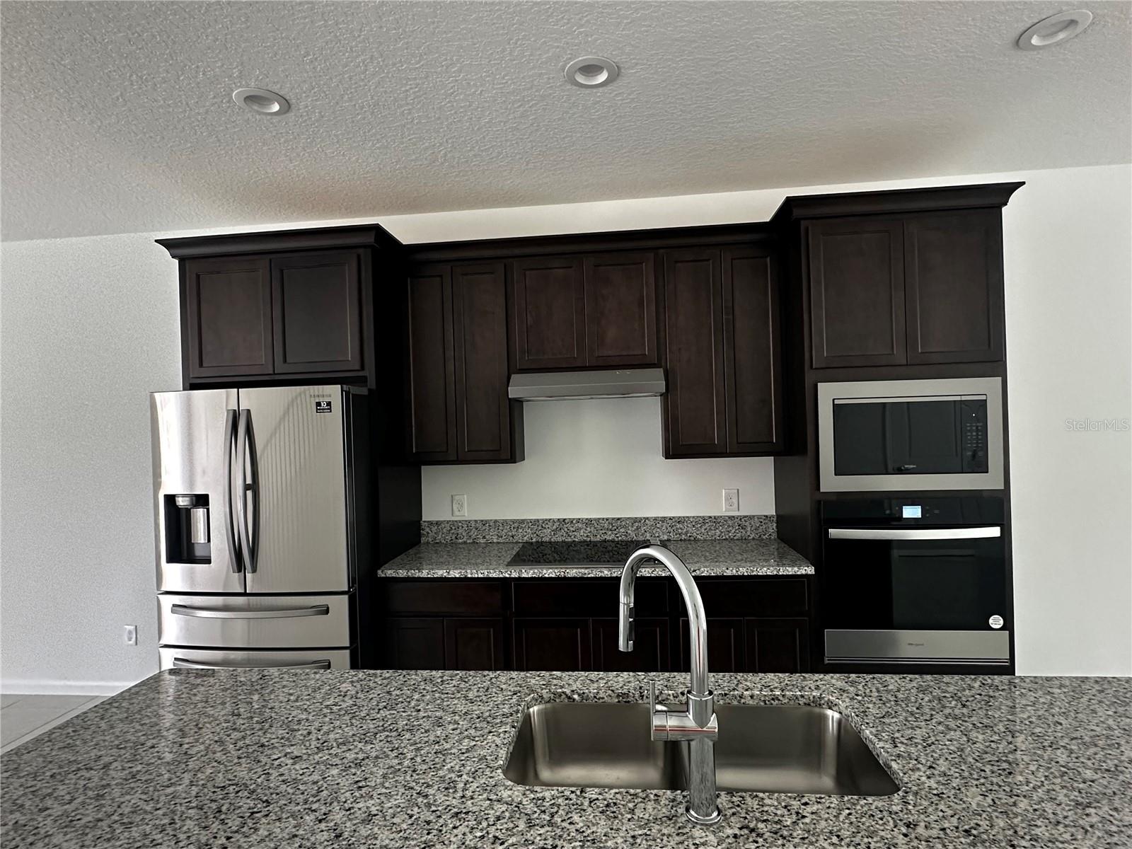 Image 3 of 24 For 14099 Lochend Way