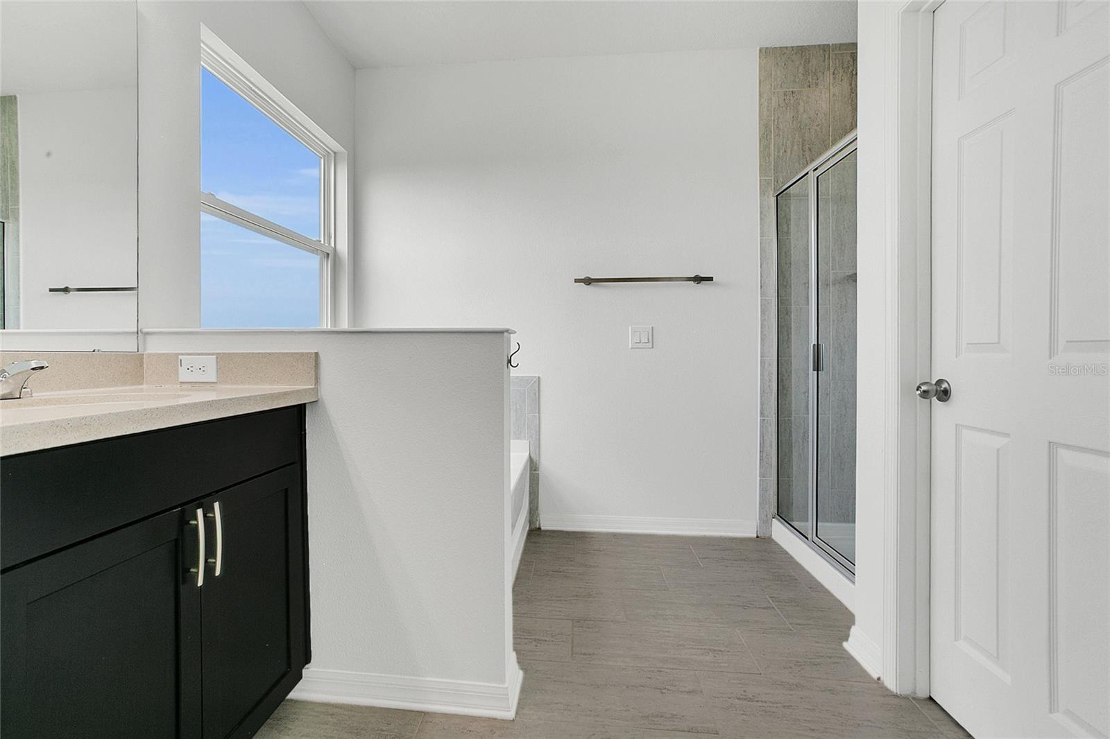 Image 15 of 38 For 17458 Chateau Pine Way