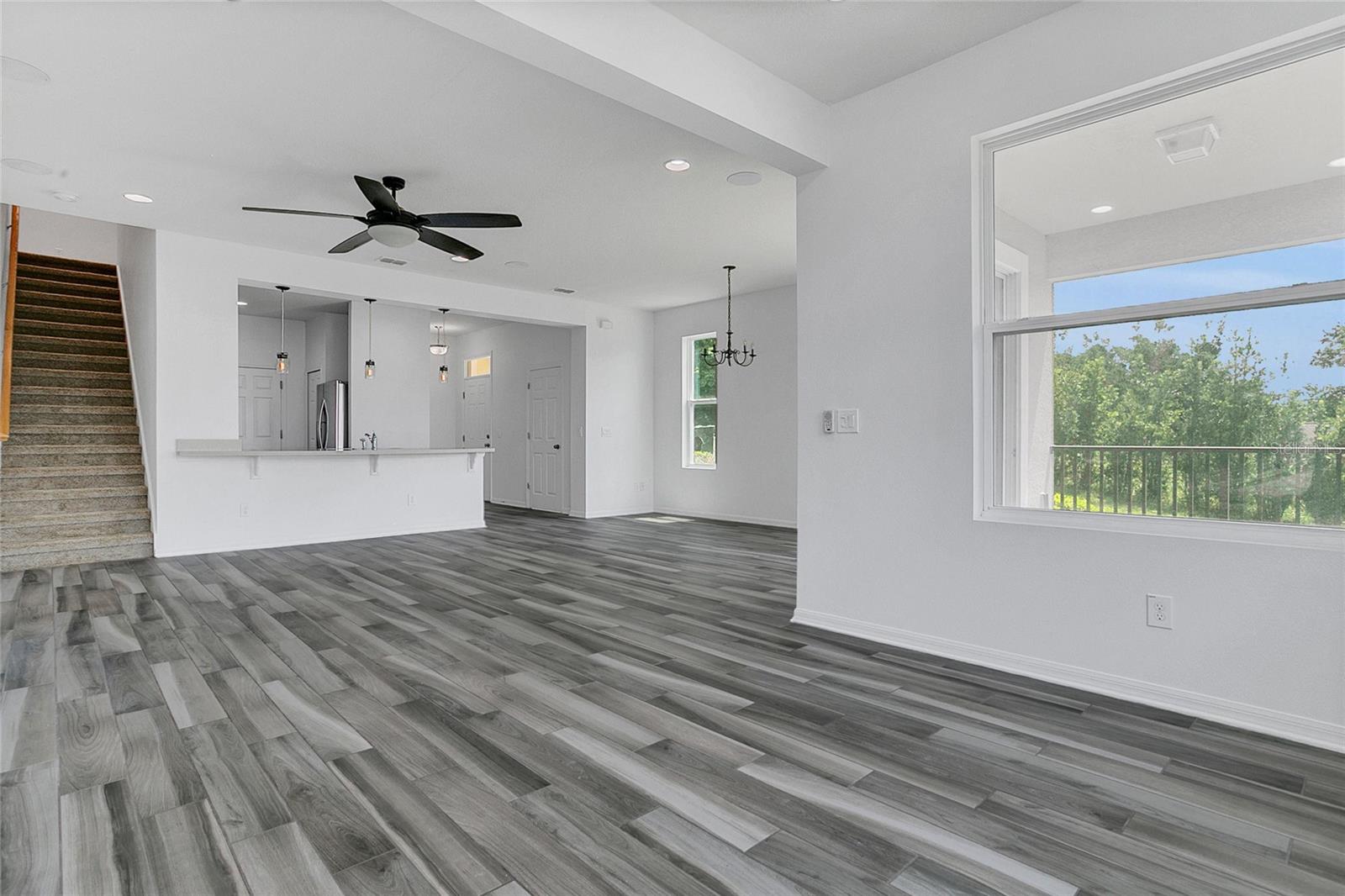 Image 3 of 38 For 17458 Chateau Pine Way