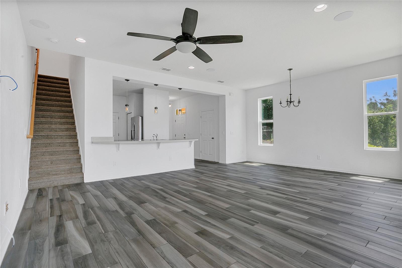 Image 4 of 38 For 17458 Chateau Pine Way