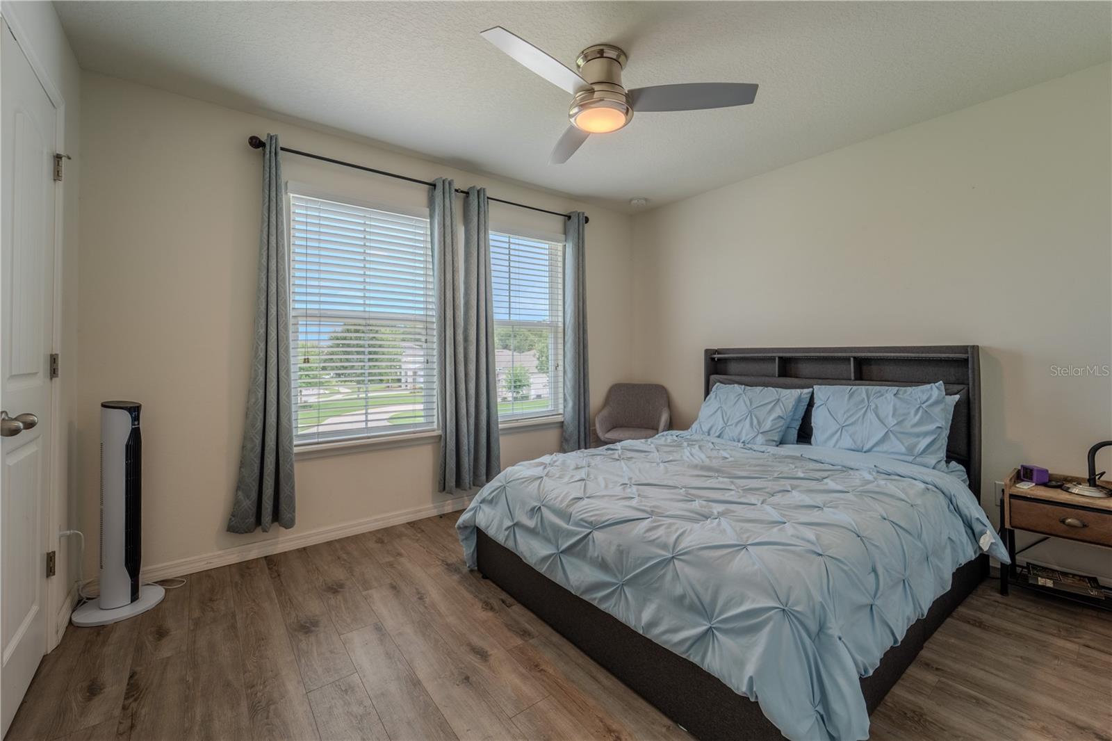 Image 26 of 44 For 4024 Blazewater Court