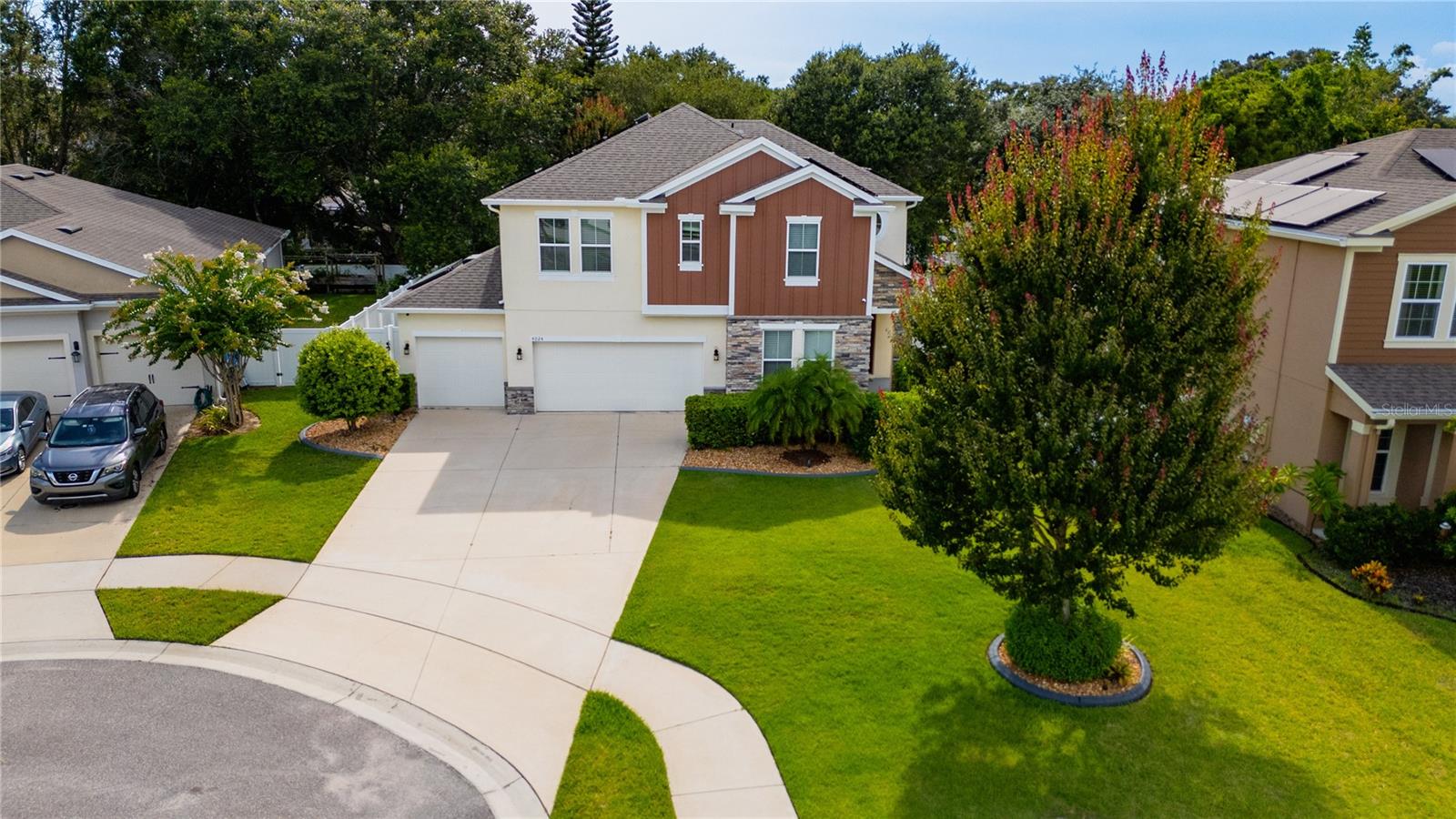 Image 3 of 44 For 4024 Blazewater Court