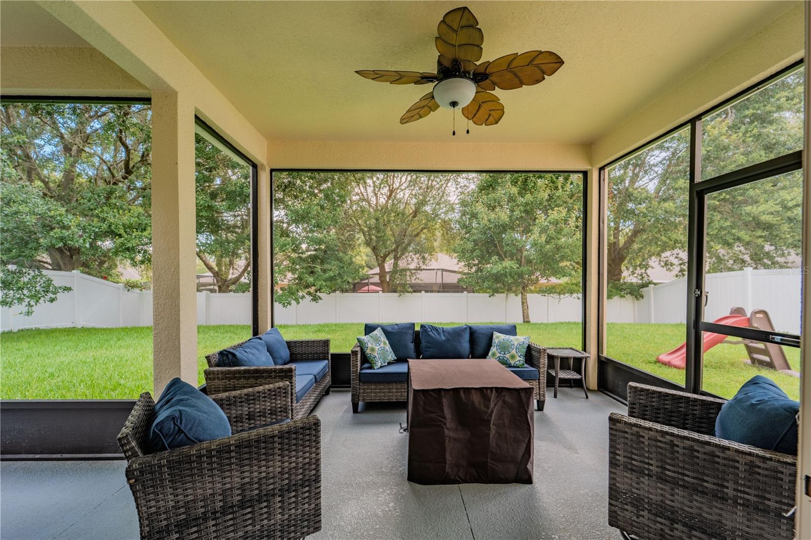 Image 32 of 44 For 4024 Blazewater Court