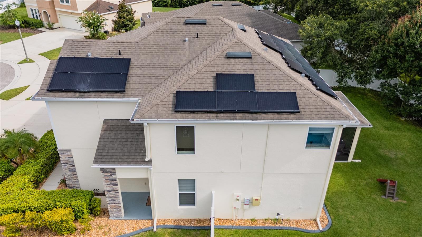 Image 33 of 44 For 4024 Blazewater Court