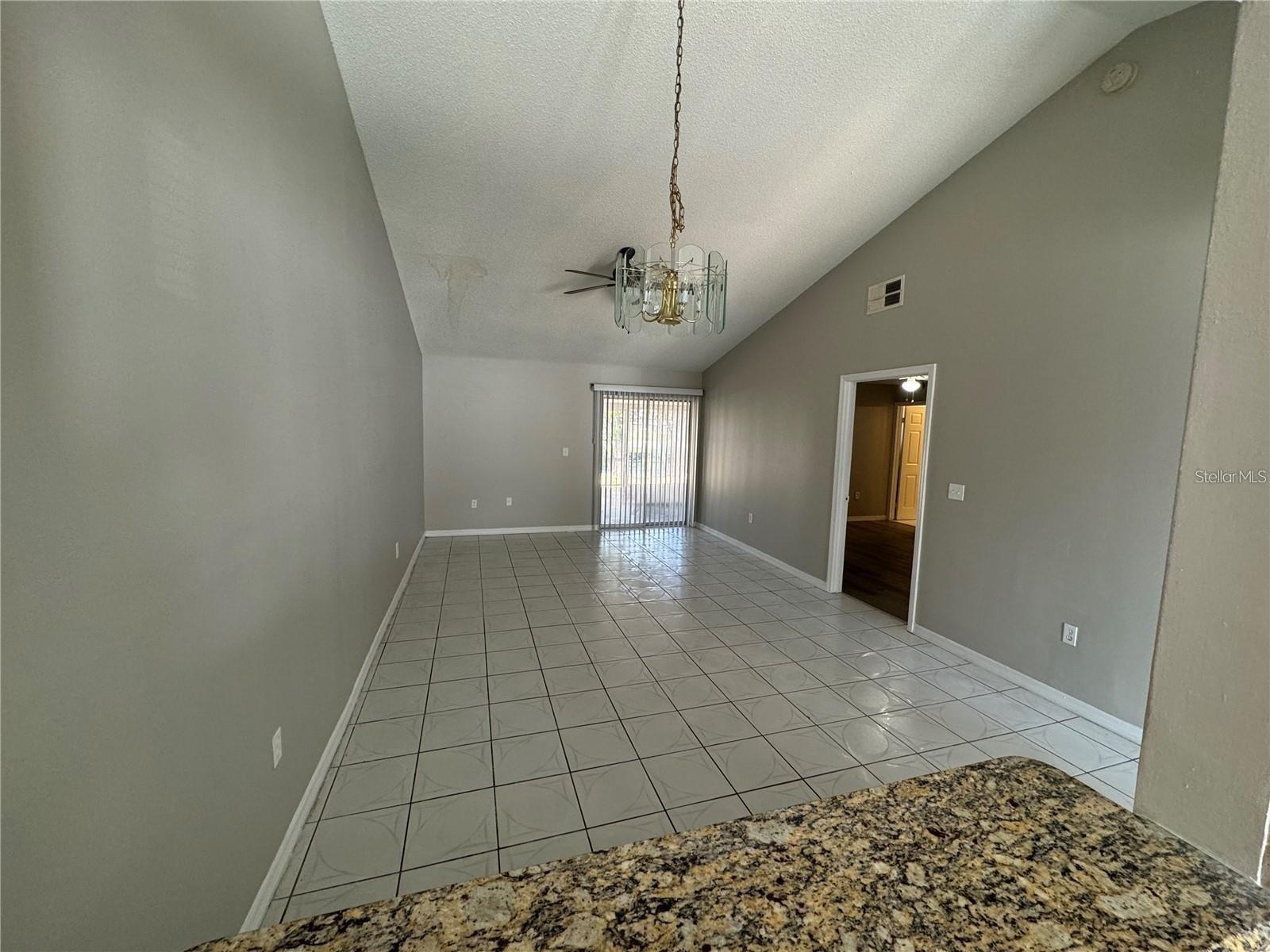 Image 10 of 12 For 1103 Jade East Lane 1103