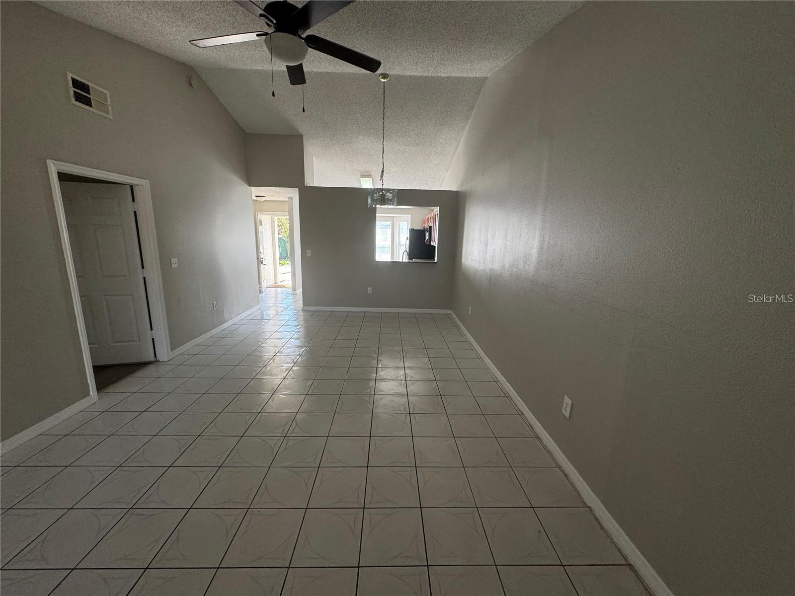 Image 8 of 12 For 1103 Jade East Lane 1103