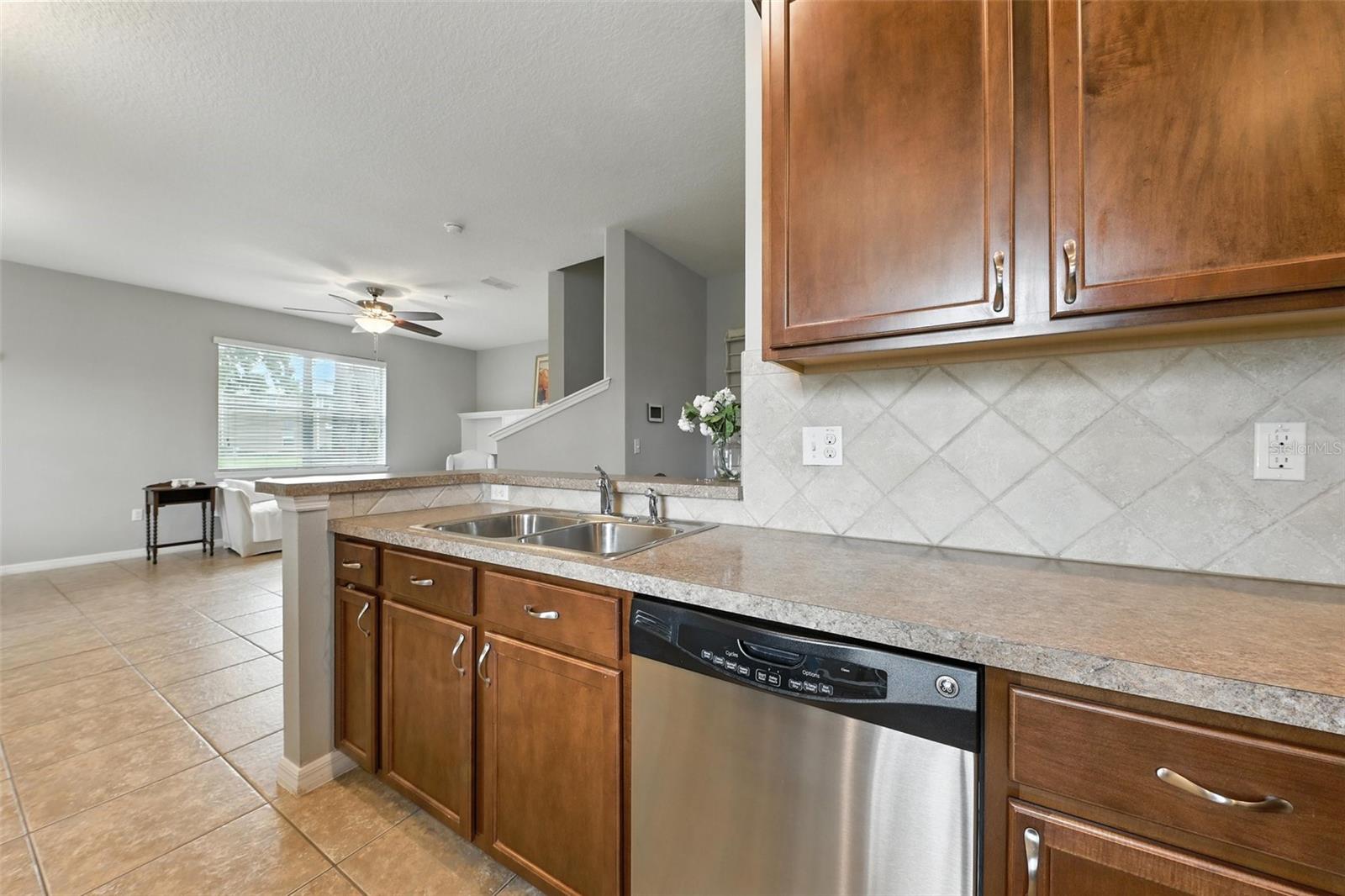 Image 11 of 24 For 1551 Scarlet Oak Loop B
