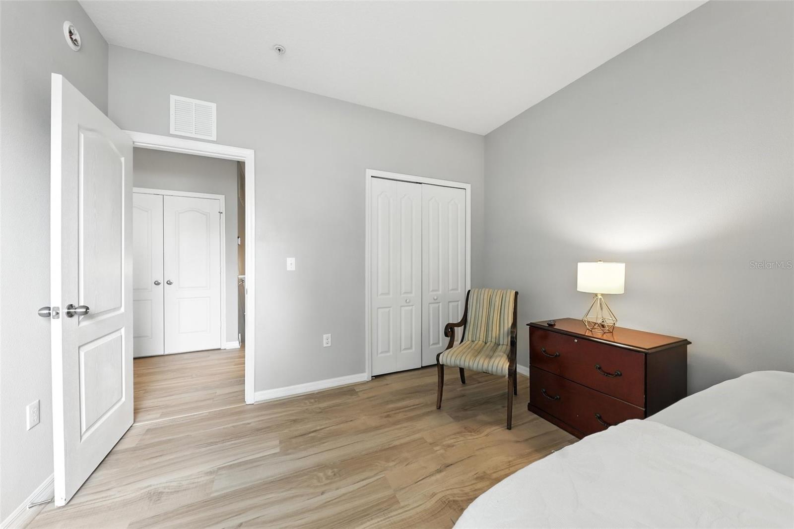 Image 16 of 24 For 1551 Scarlet Oak Loop B