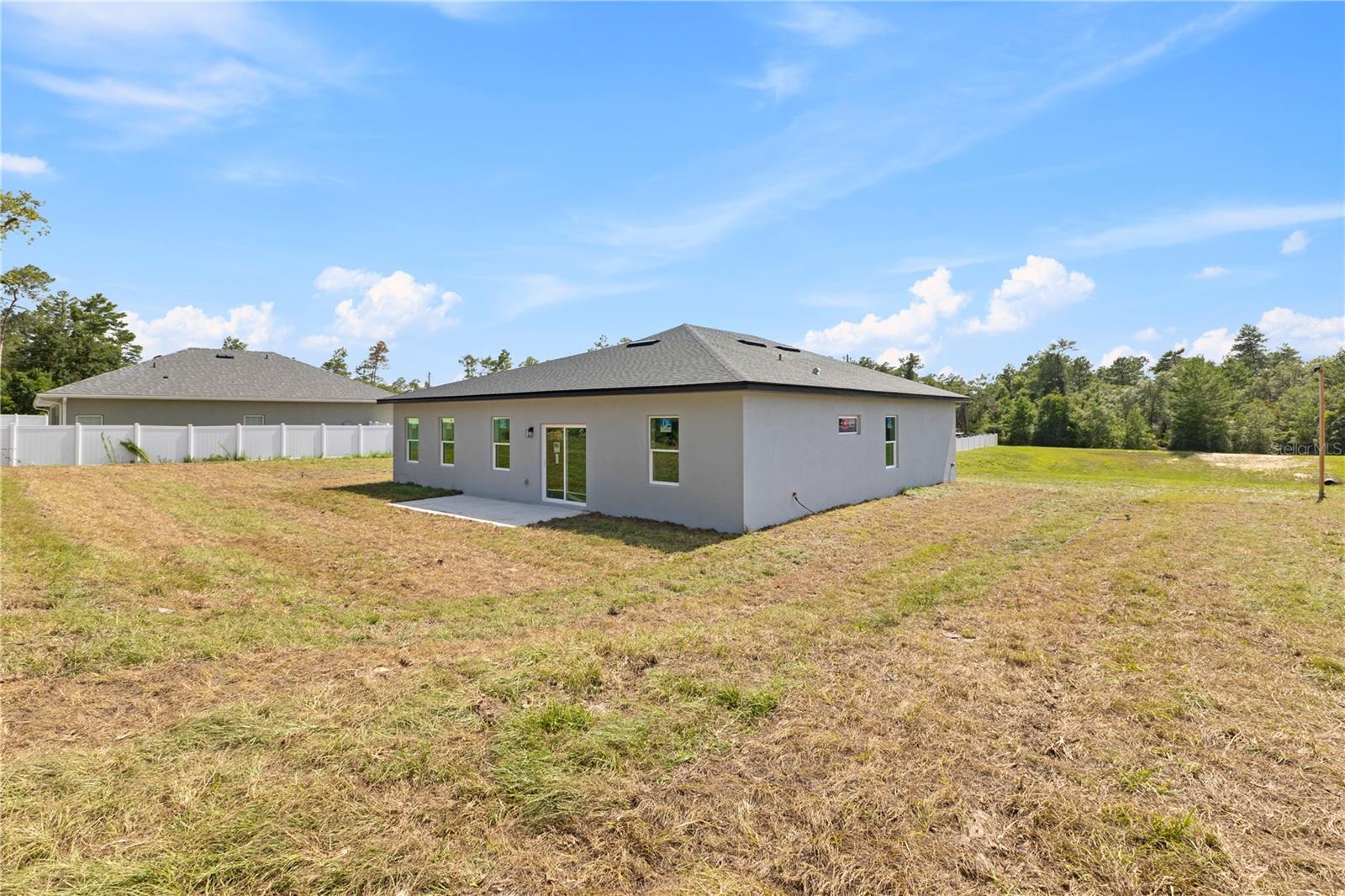 Image 7 of 34 For 17739 35th Avenue Road