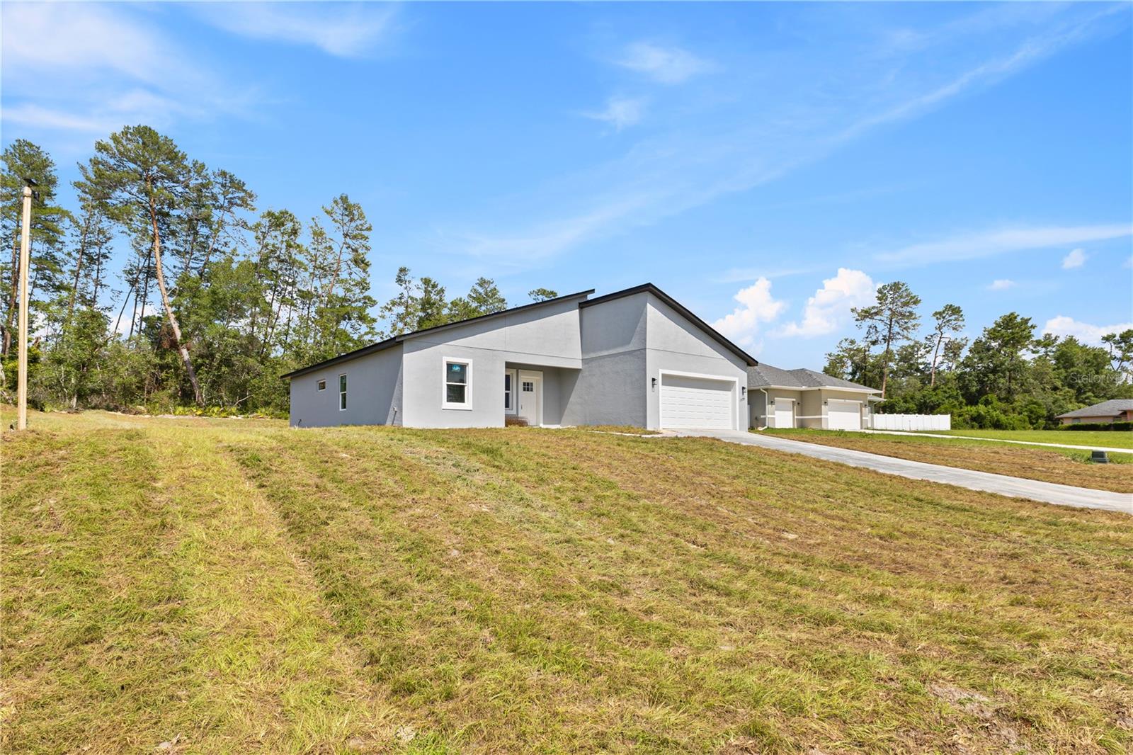 Image 8 of 34 For 17739 35th Avenue Road