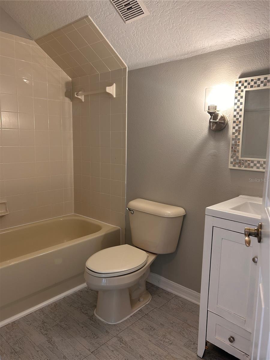 Image 17 of 36 For 6156 Kiteridge Drive