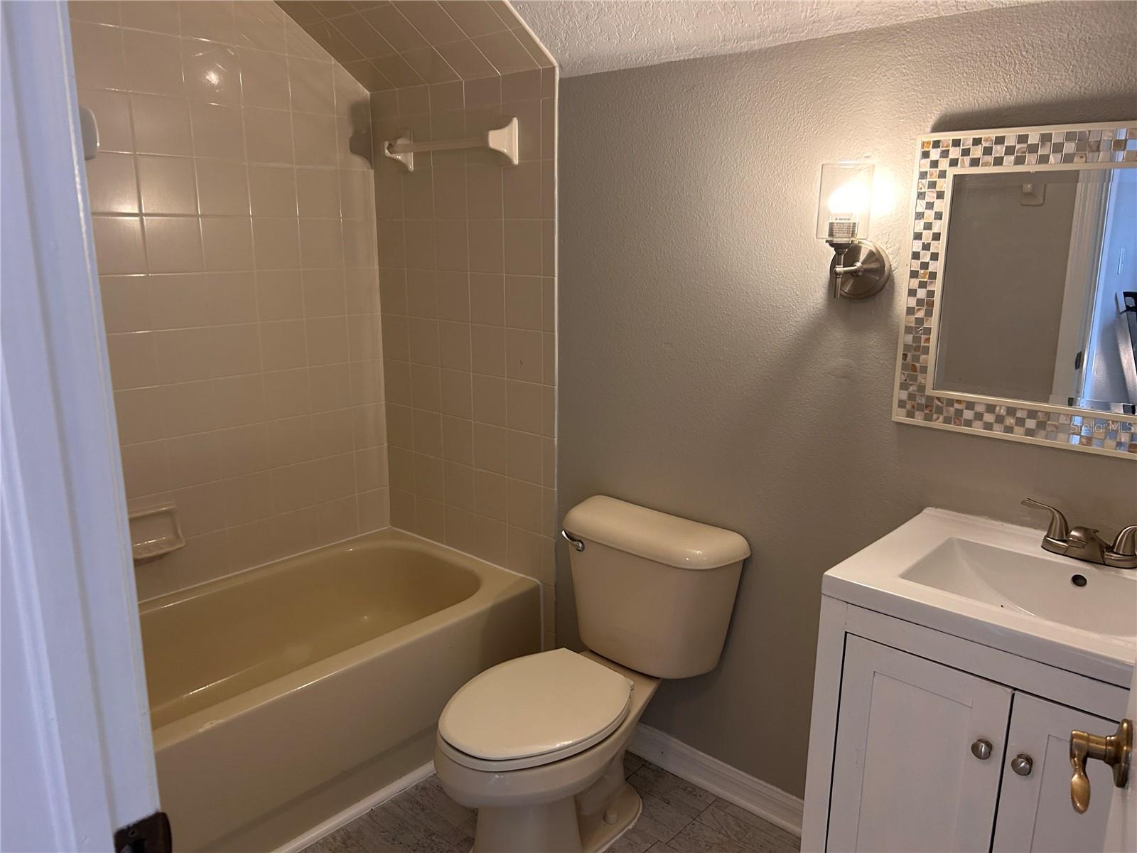 Image 18 of 36 For 6156 Kiteridge Drive