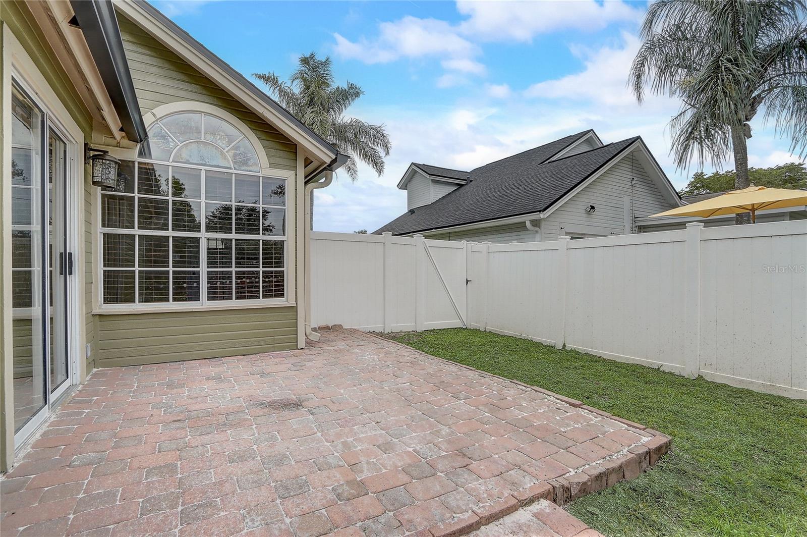Image 33 of 39 For 9991 Triple Crown Circle