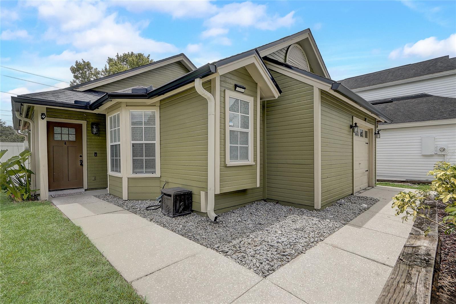 Image 4 of 39 For 9991 Triple Crown Circle