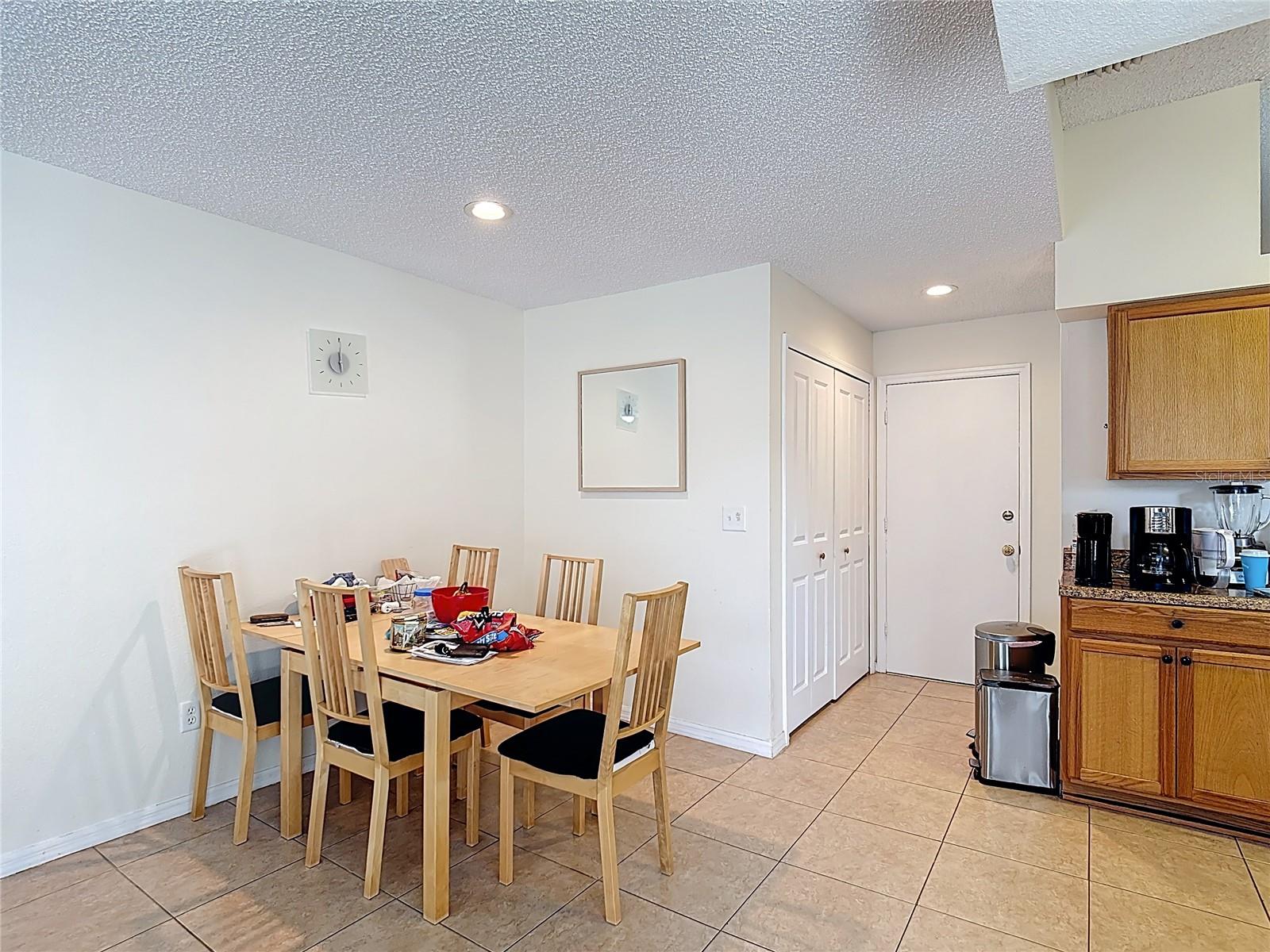 Image 16 of 50 For 2933 Paddington Way
