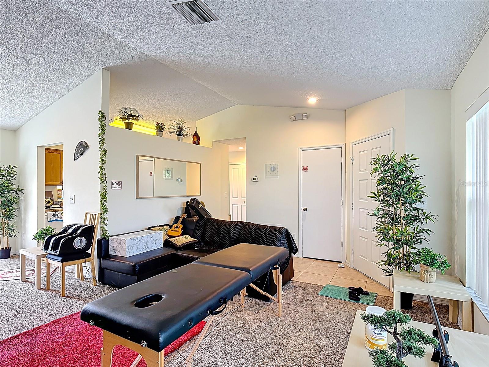 Image 9 of 50 For 2933 Paddington Way