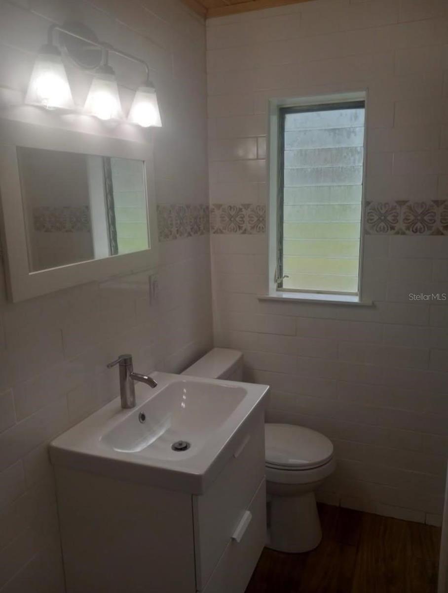 Image 4 of 4 For 212 Broad Street 2