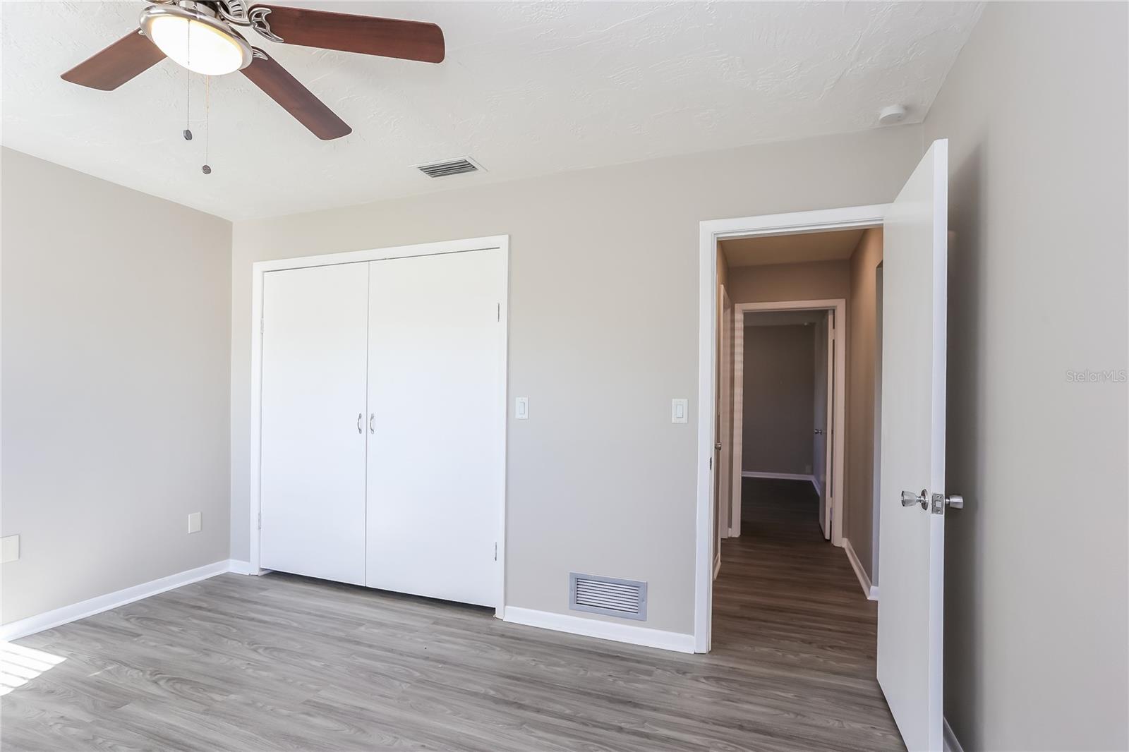 Image 12 of 16 For 6935 301st Avenue N