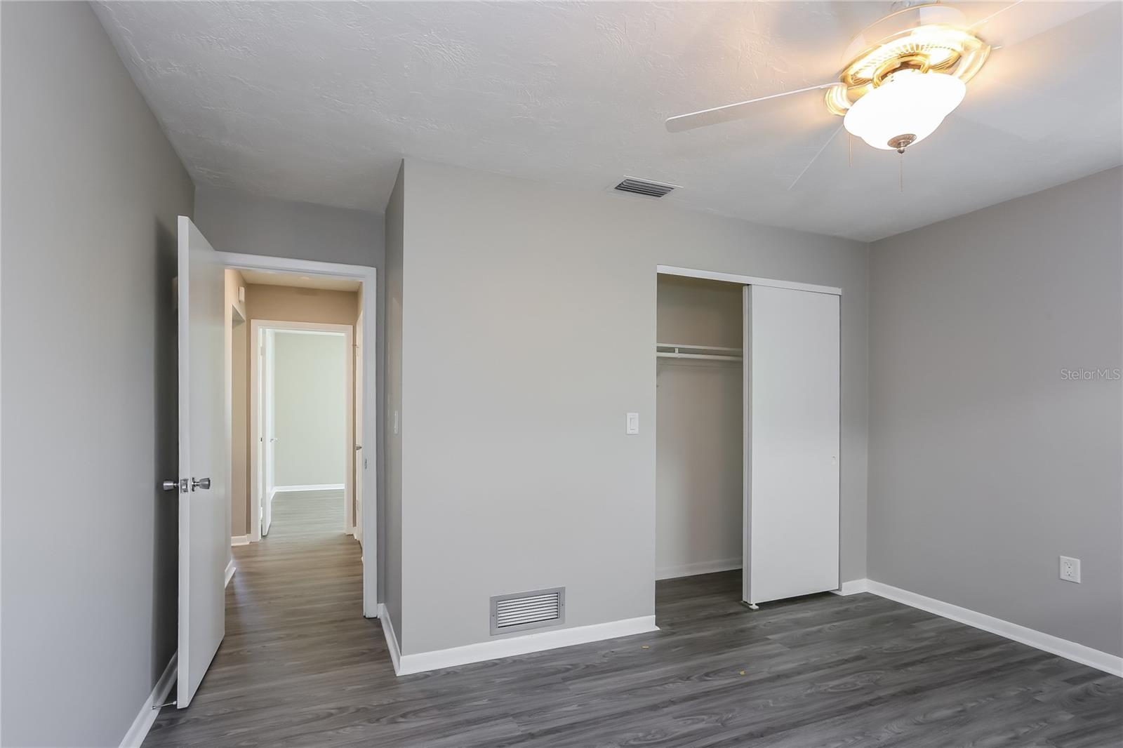 Image 14 of 16 For 6935 301st Avenue N