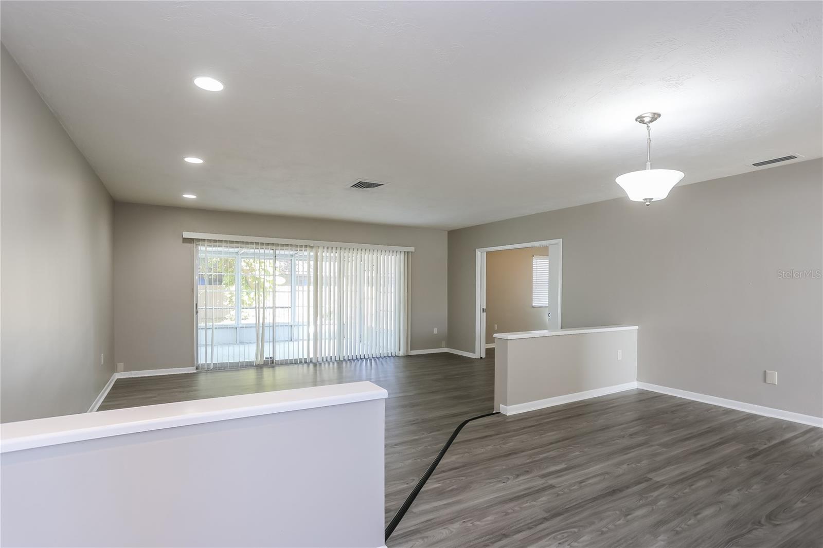 Image 4 of 16 For 6935 301st Avenue N