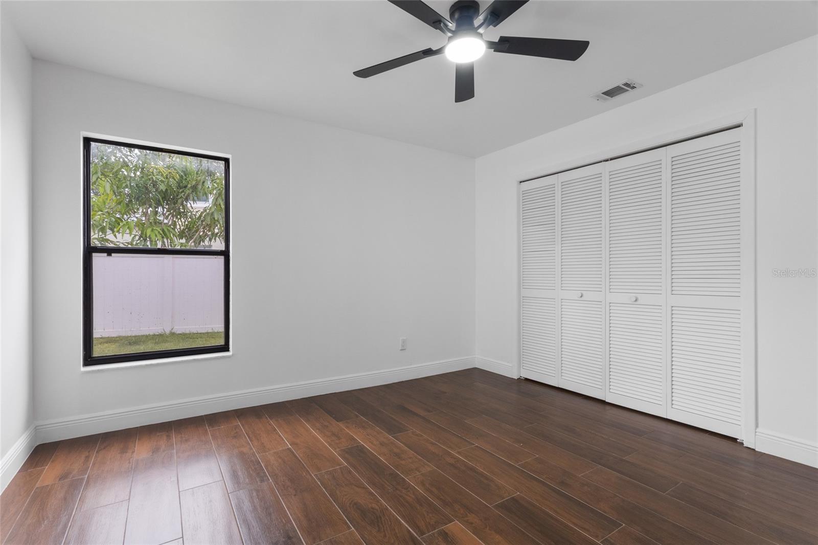 Image 27 of 40 For 12733 Newfield Drive