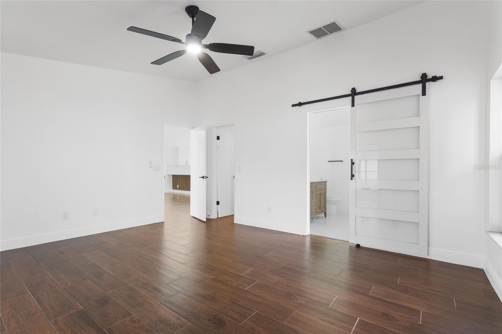 Image 30 of 40 For 12733 Newfield Drive