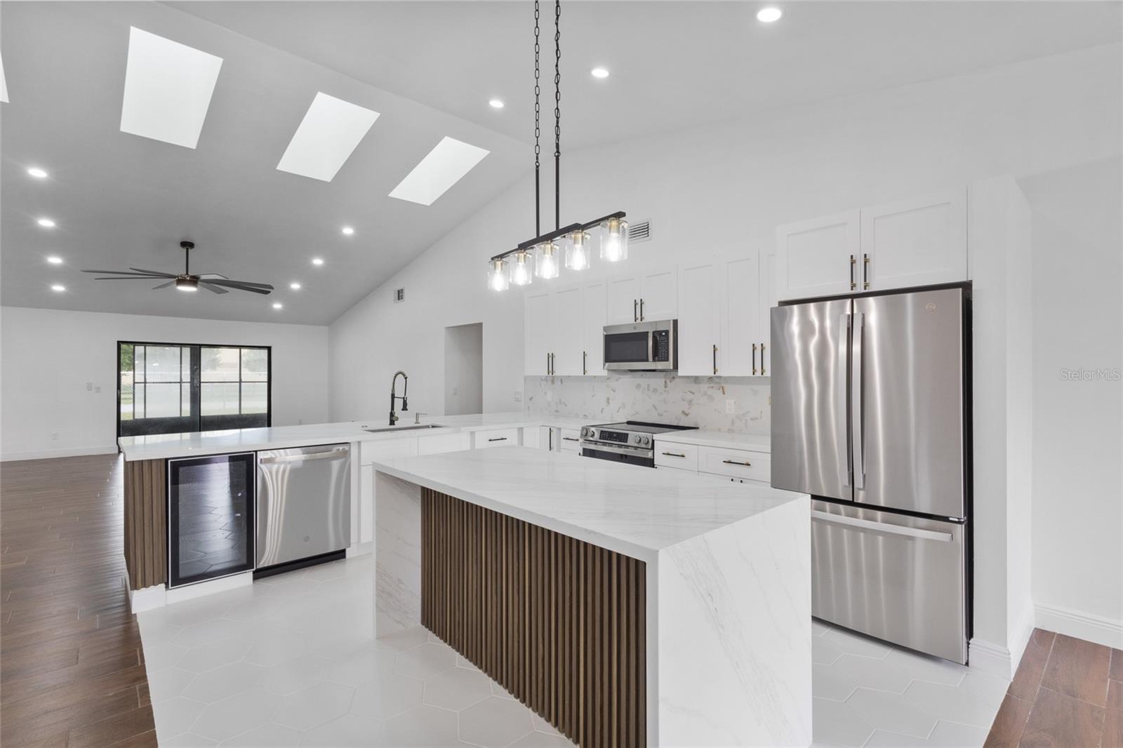Image 9 of 40 For 12733 Newfield Drive